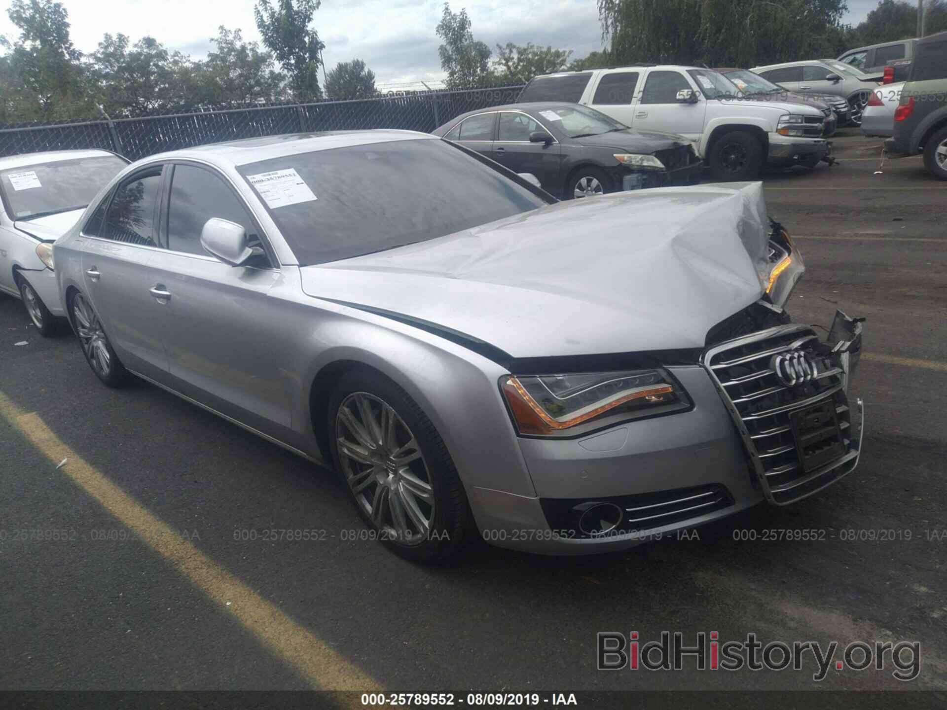 Photo WAUA2AFD9EN007910 - AUDI A8 2014