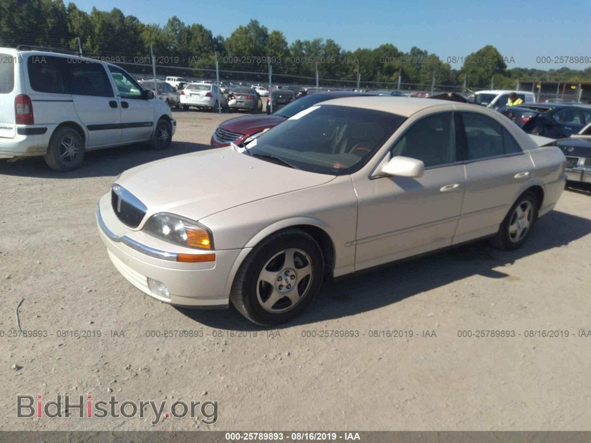 2000 LINCOLN LS - VIN: 1LNHM86S3YY889500 - Photo 2
