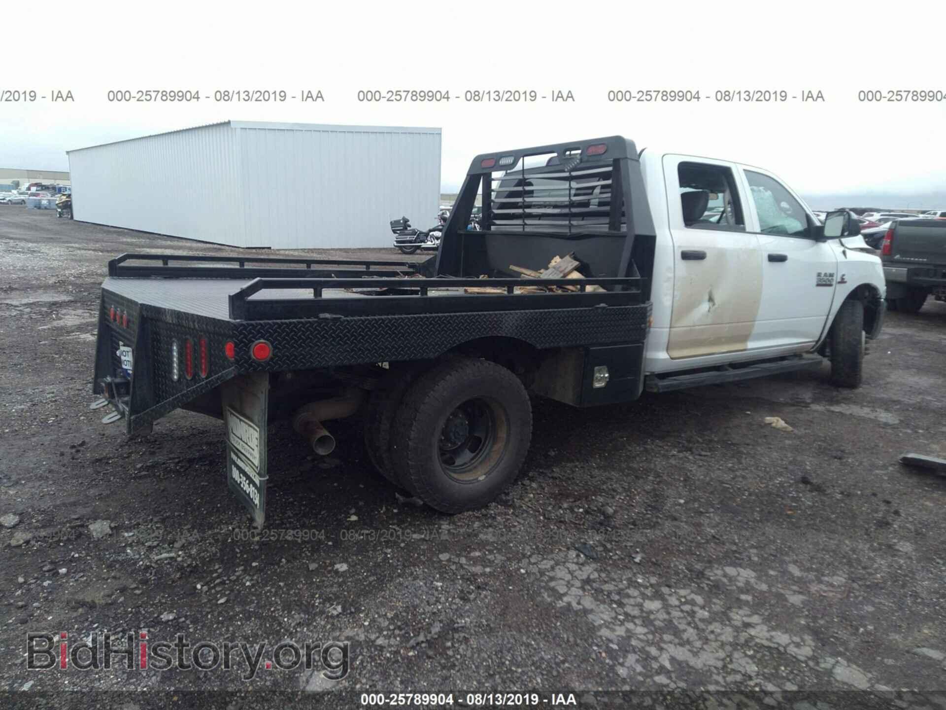 2018 RAM 3500 - VIN: 3C7WRTCL8JG355229 - Фото 4