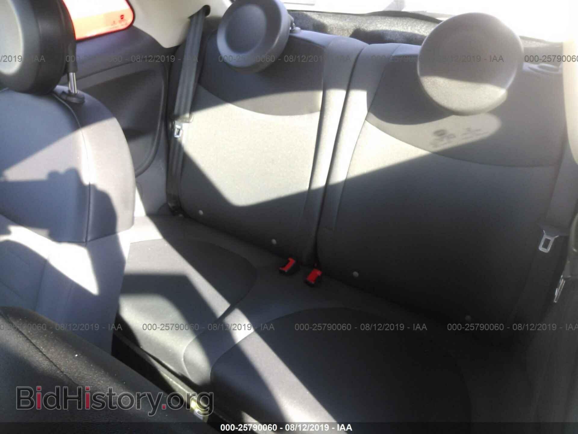 2015 FIAT 500 - VIN: 3C3CFFAR2FT750205 - Фото 8