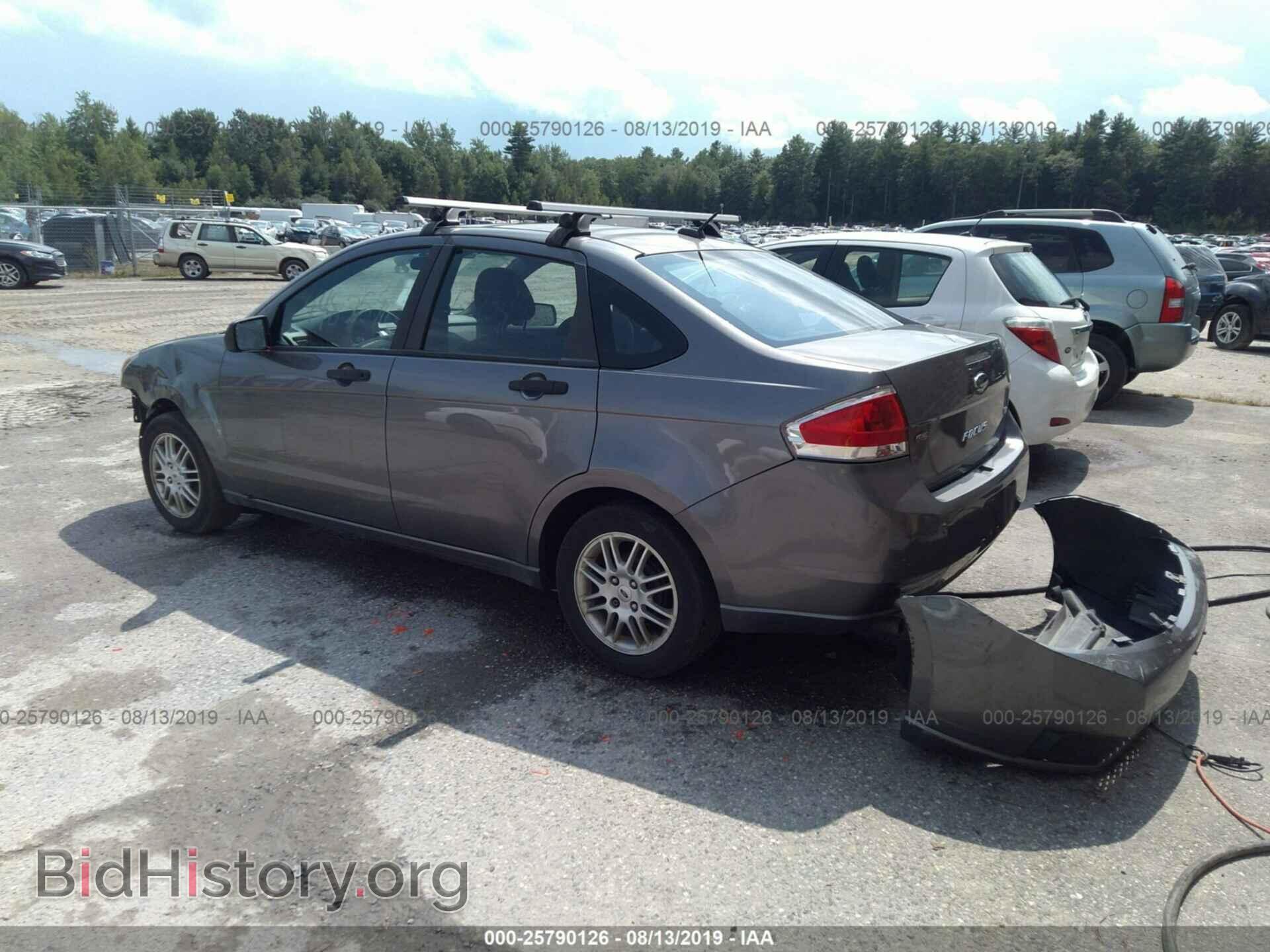 2011 FORD FOCUS - VIN: 1FAHP3FN0BW100186 - Photo 3