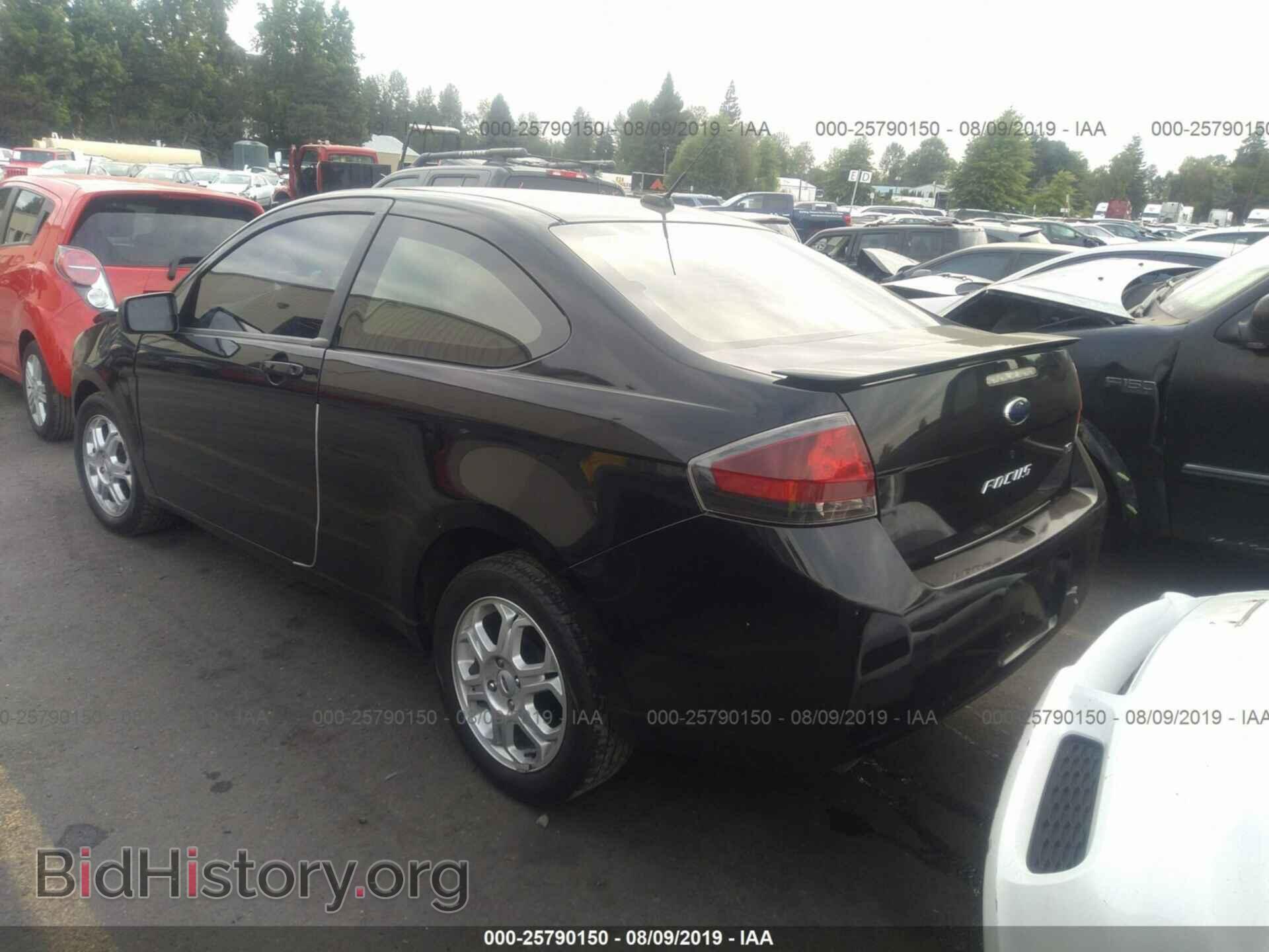 2009 FORD FOCUS - VIN: 1FAHP32N99W155820 - Photo 3