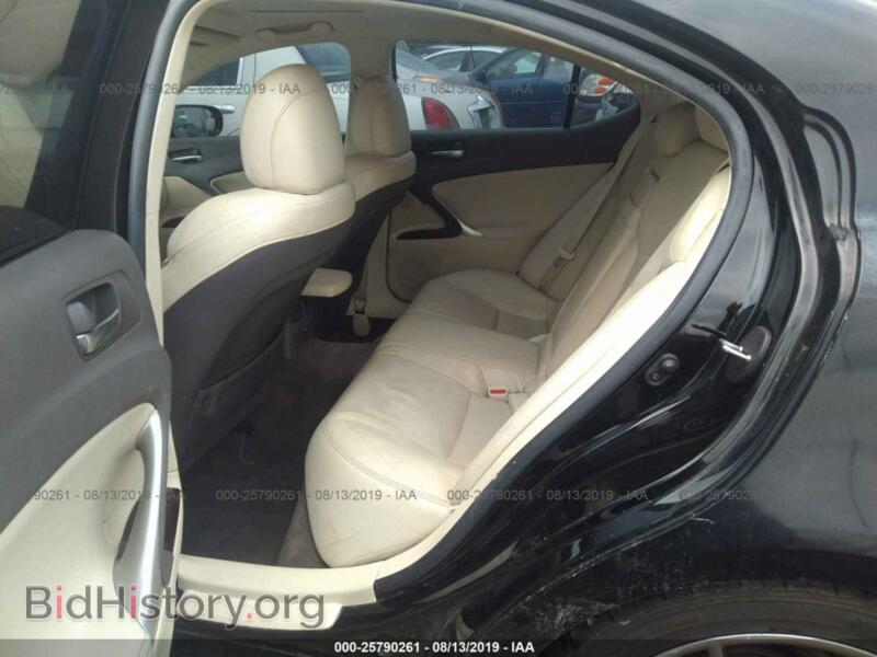 2010 Lexus IS (VIN JTHBF5C27A5114727) — photo 8 of 10
