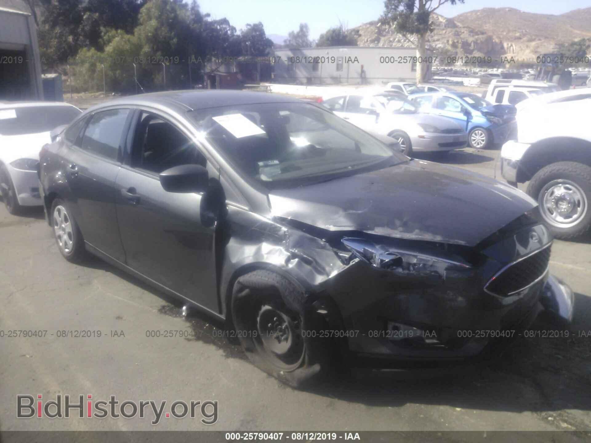 Фотография 1FADP3E23GL388011 - FORD FOCUS 2016