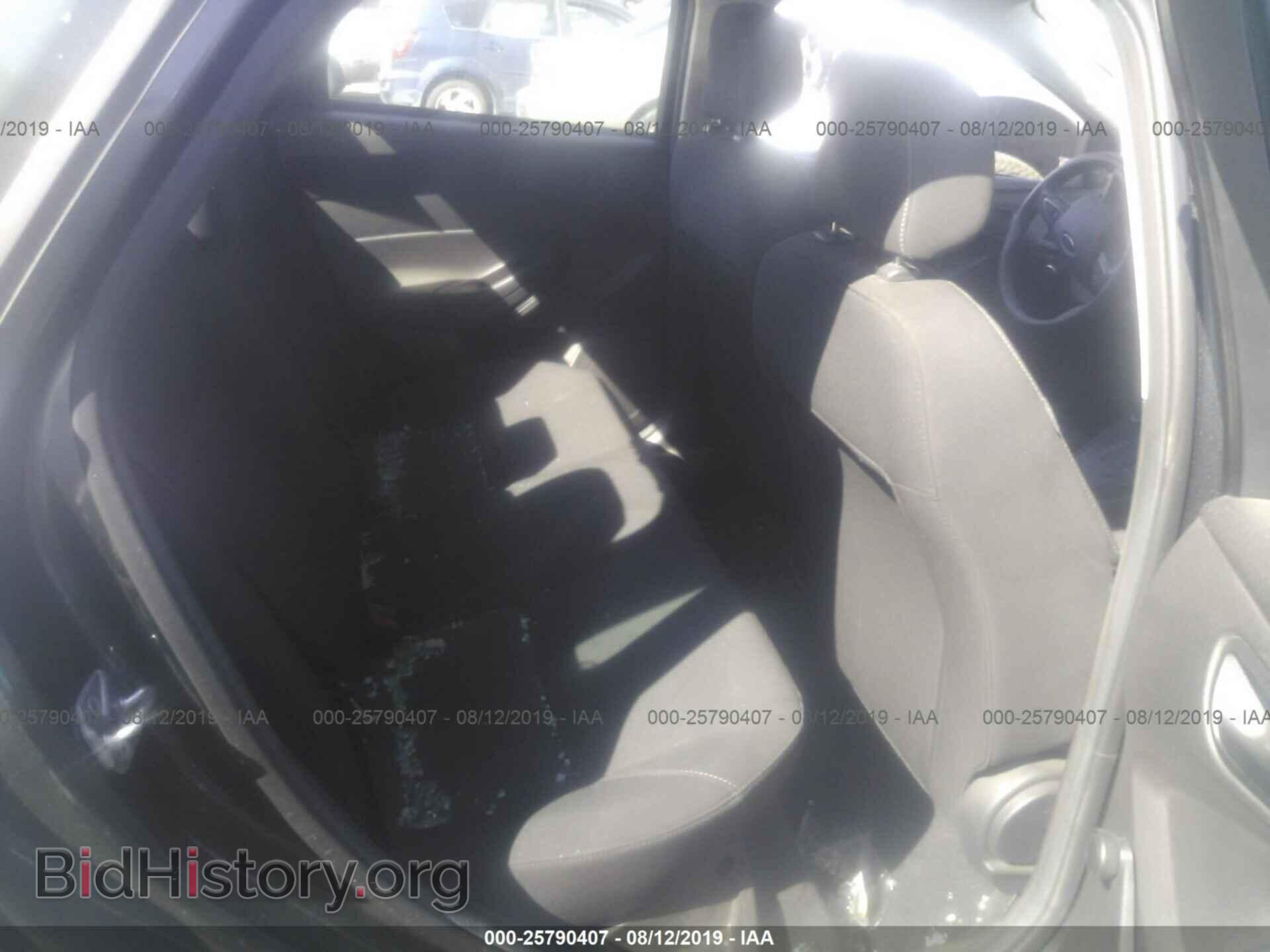 2016 FORD FOCUS - VIN: 1FADP3E23GL388011 - Фото 8