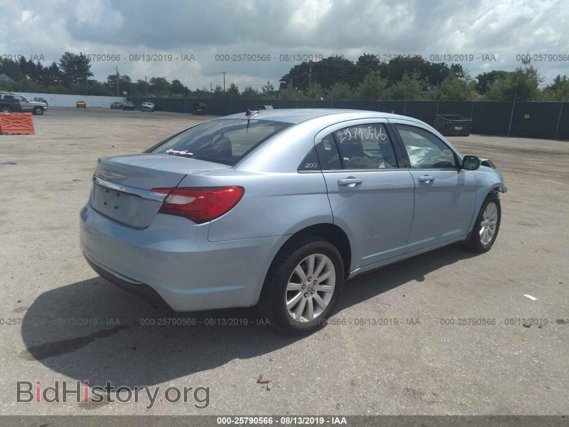 2013 CHRYSLER 200 - VIN: 1C3CCBBB7DN550193 - Фото 4