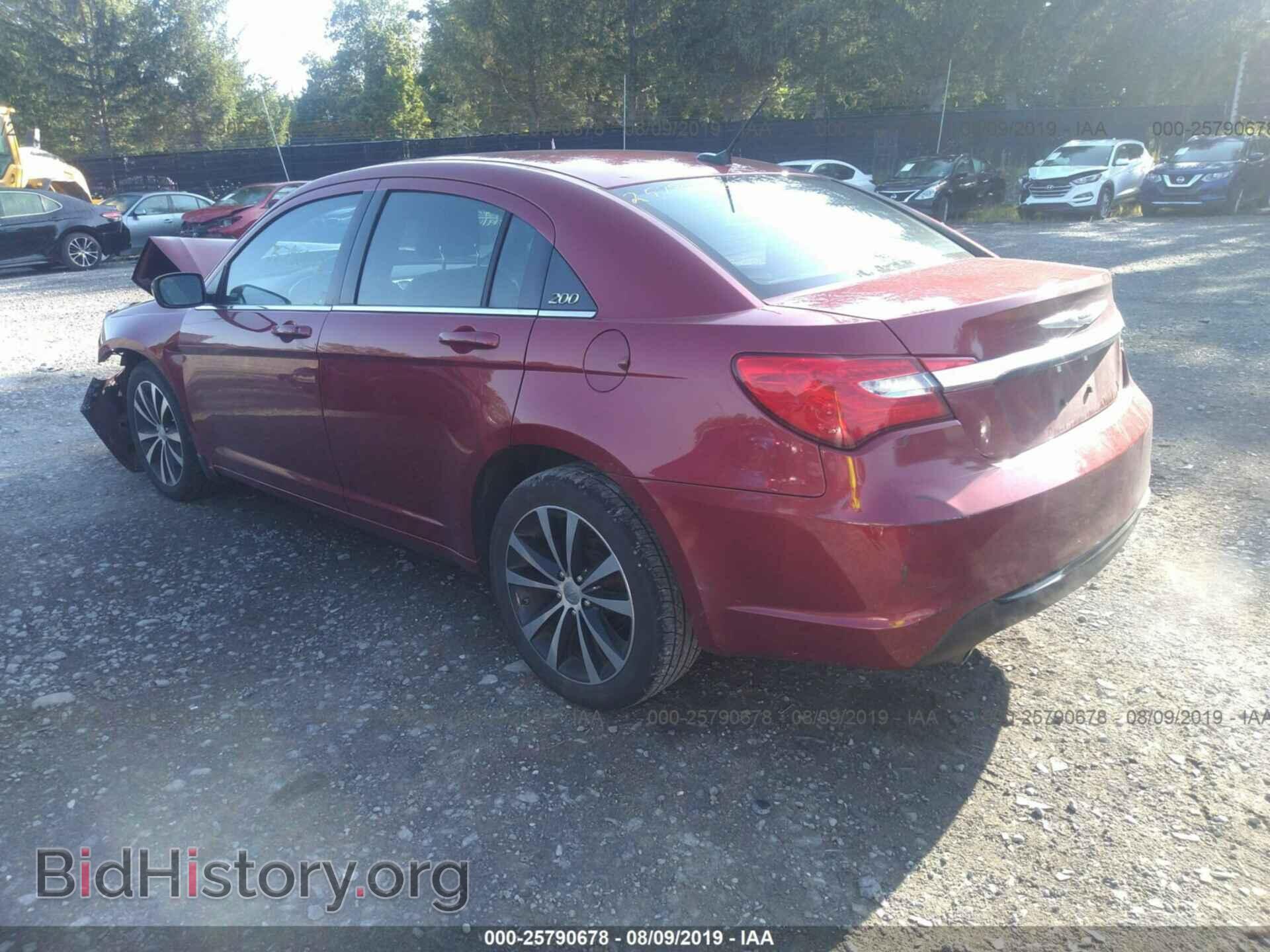 2011 CHRYSLER 200 - VIN: 1C3BC8FG4BN572167 - Фото 3