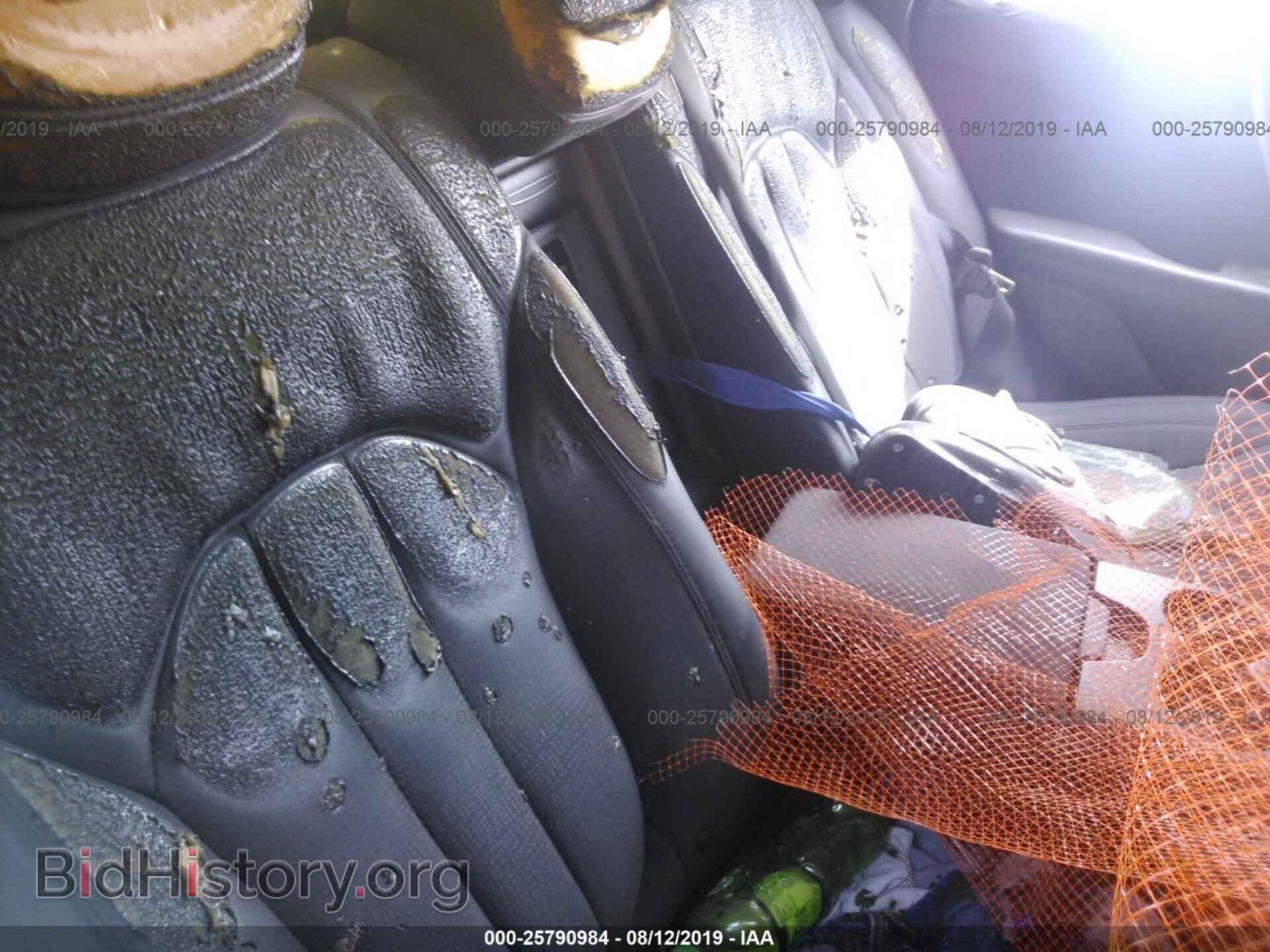 2015 CHRYSLER 200 - VIN: 1C3CCCAB0FN592893 - Photo 8