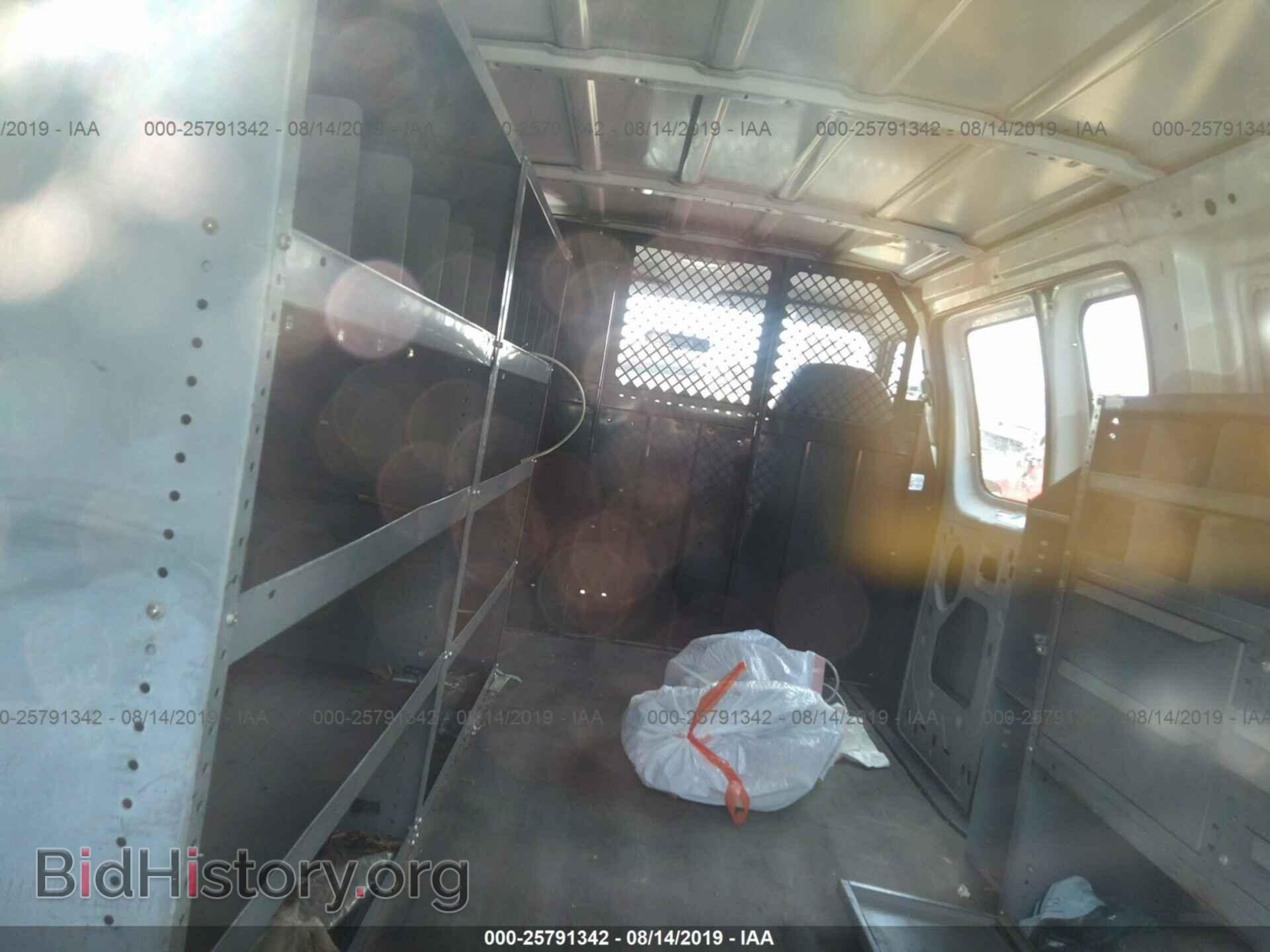 2001 FORD ECONOLINE - VIN: 1FTNE24241HA26196 - Photo 8