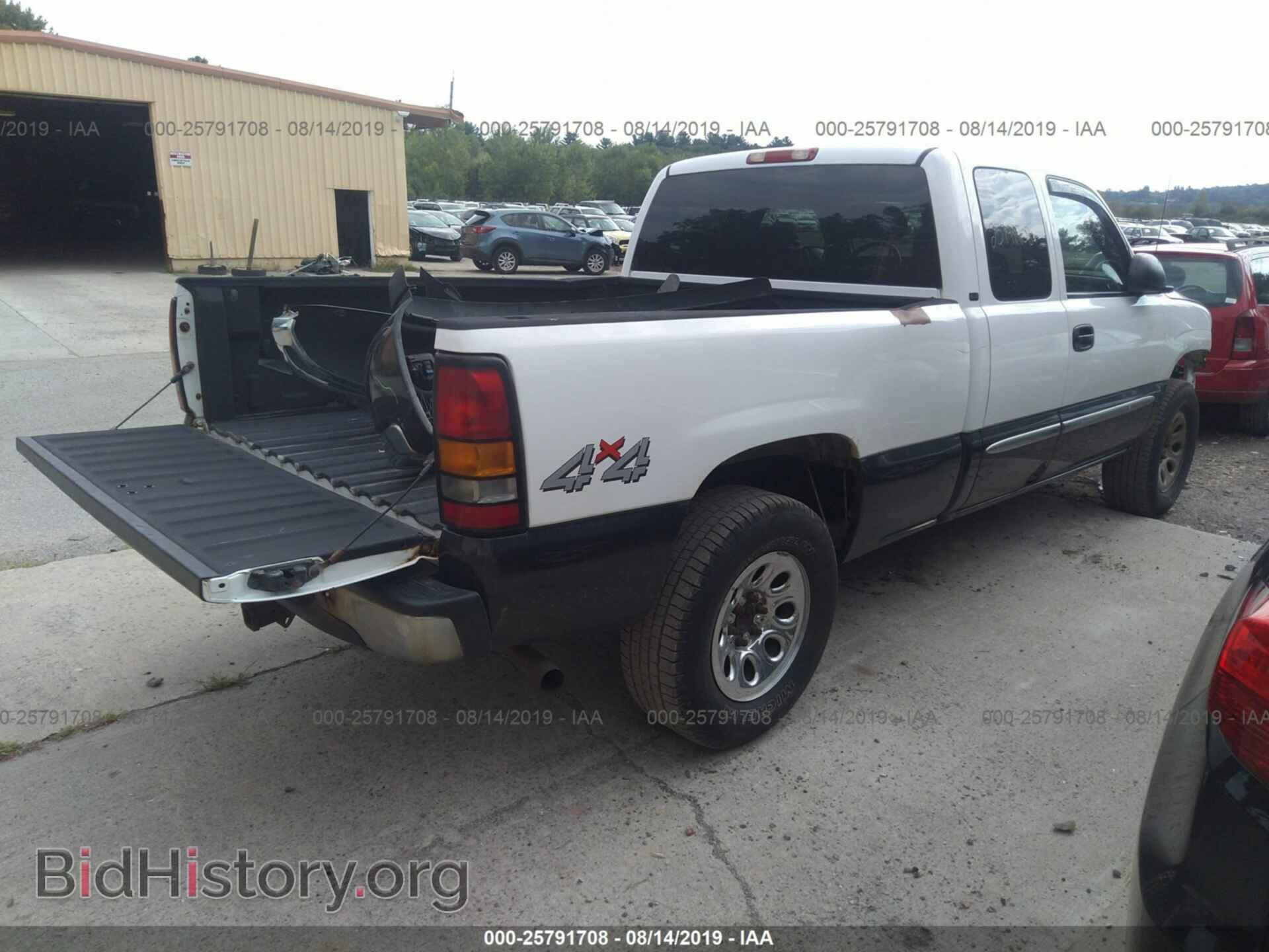 2005 GMC NEW SIERRA - VIN: 1GTEK19B45Z318829 - Фото 4