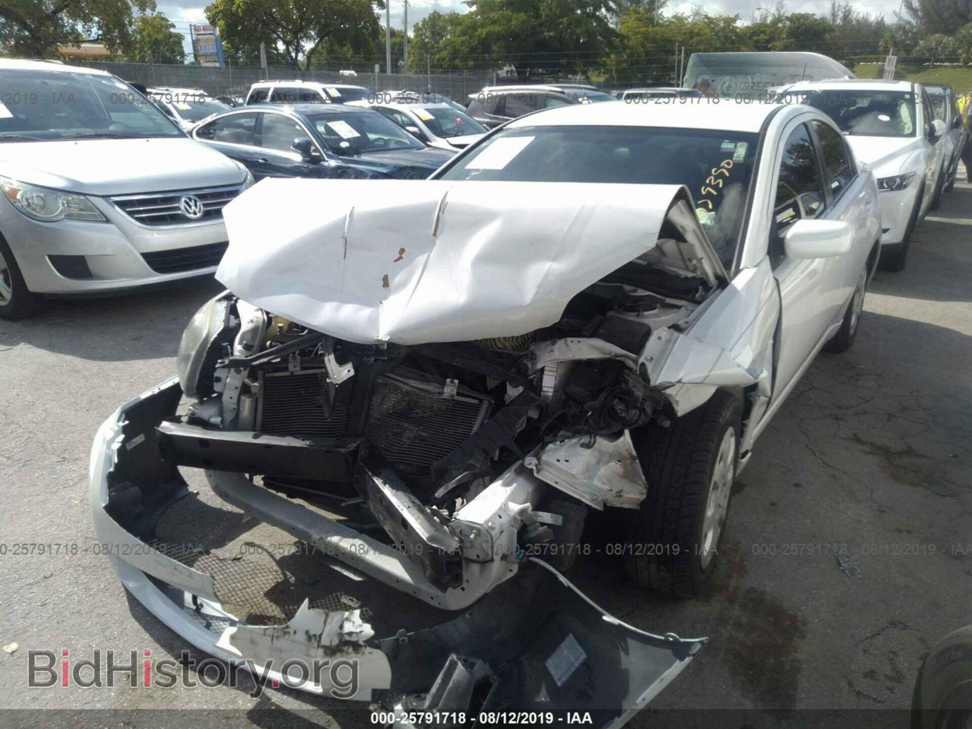 2011 MITSUBISHI GALANT - VIN: 4A32B3FF2BE029390 - Фото 2