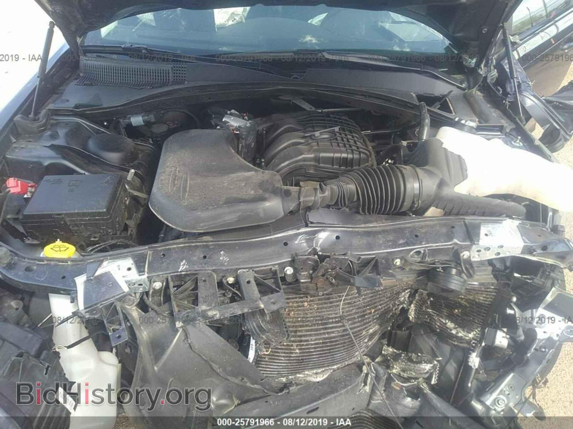 2019 CHRYSLER 300 - VIN: 2C3CCAAG9KH579630 - Фото 10