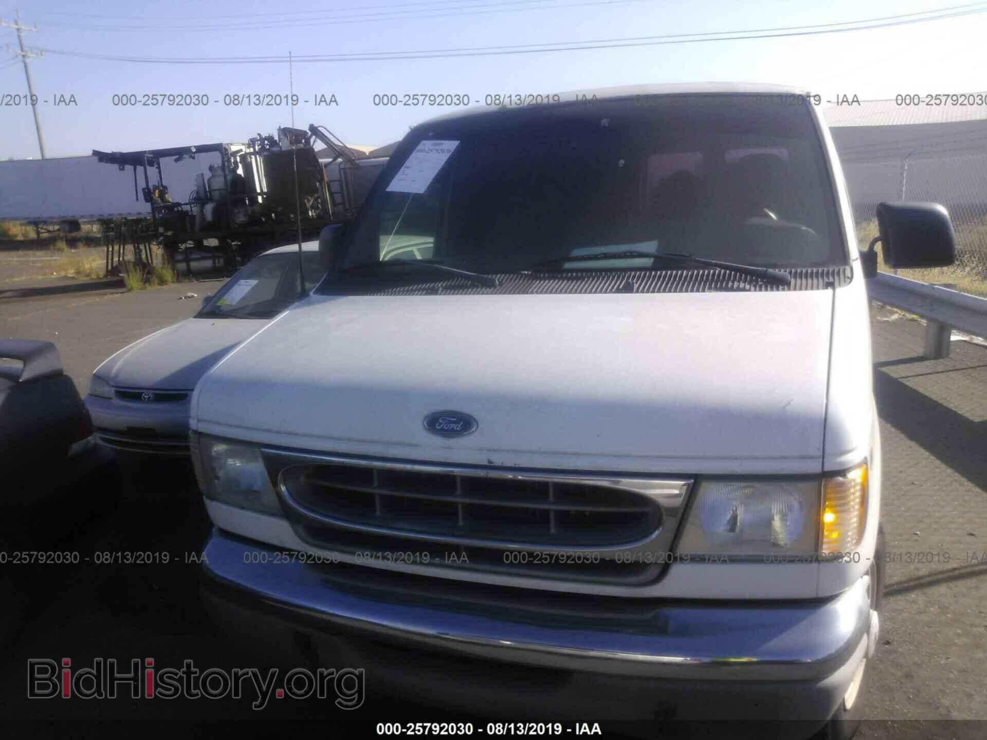 2000 FORD ECONOLINE - VIN: 1FBSS31L3YHB84476 - Фото 6