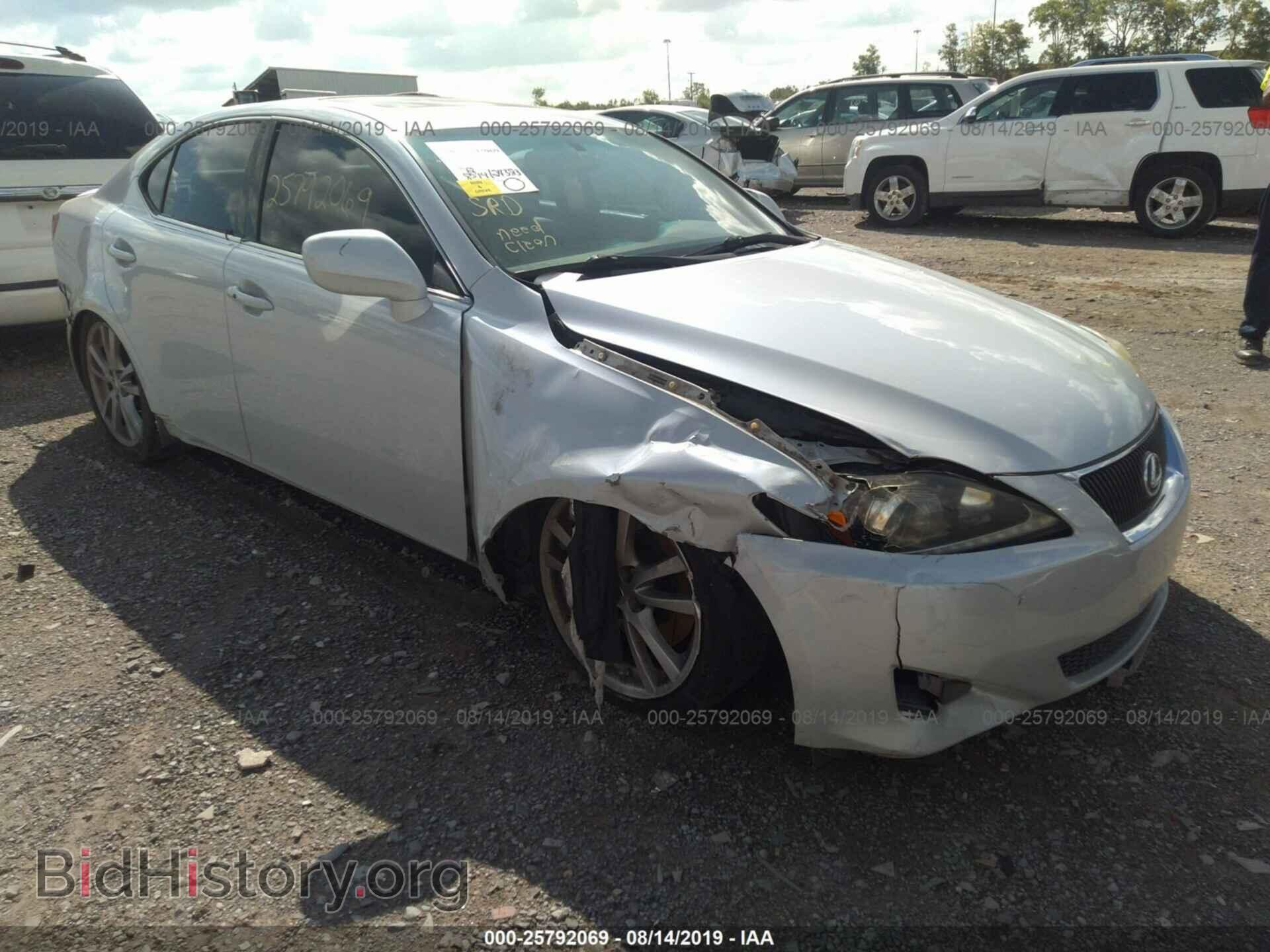 Photo JTHBE262475014672 - LEXUS IS 2007