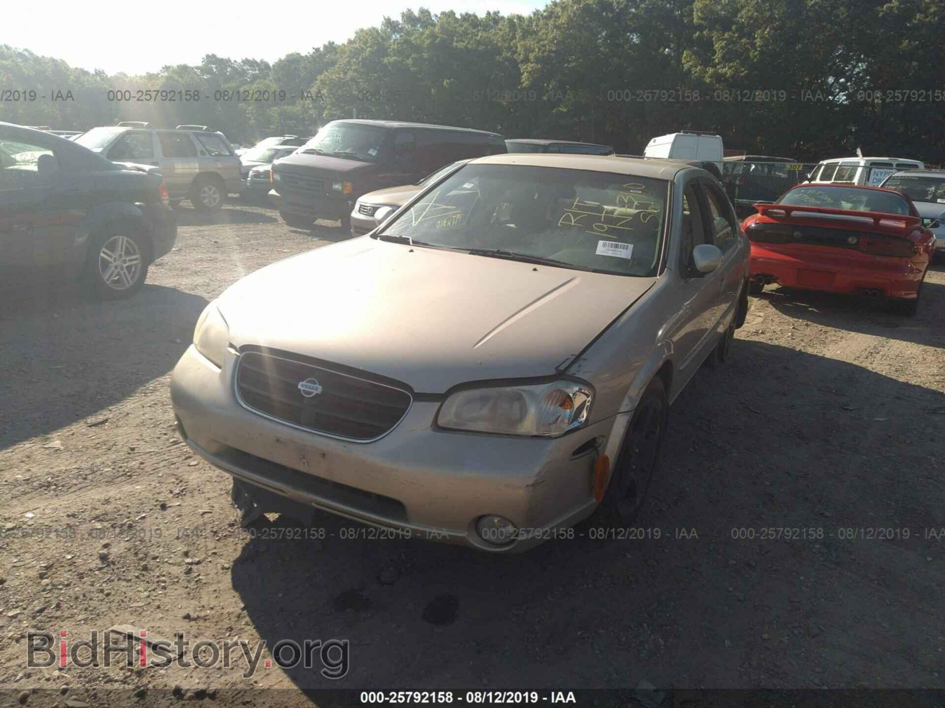 2000 NISSAN MAXIMA - VIN: JN1CA31D2YT703237 - Фото 2