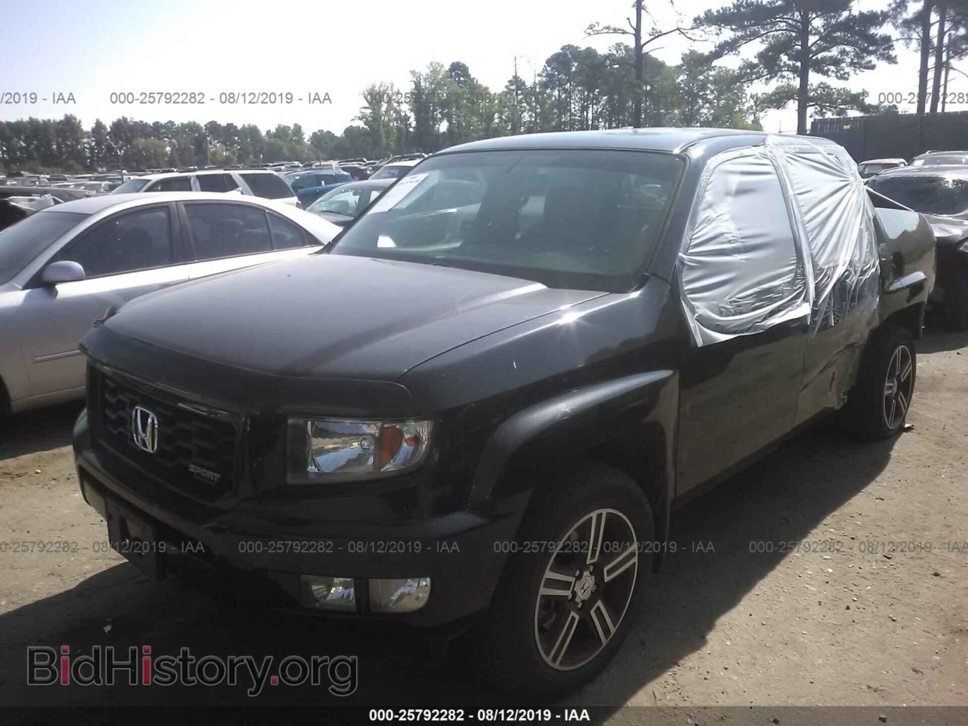 2014 HONDA RIDGELINE - VIN: 5FPYK1F79EB010632 - Фото 2