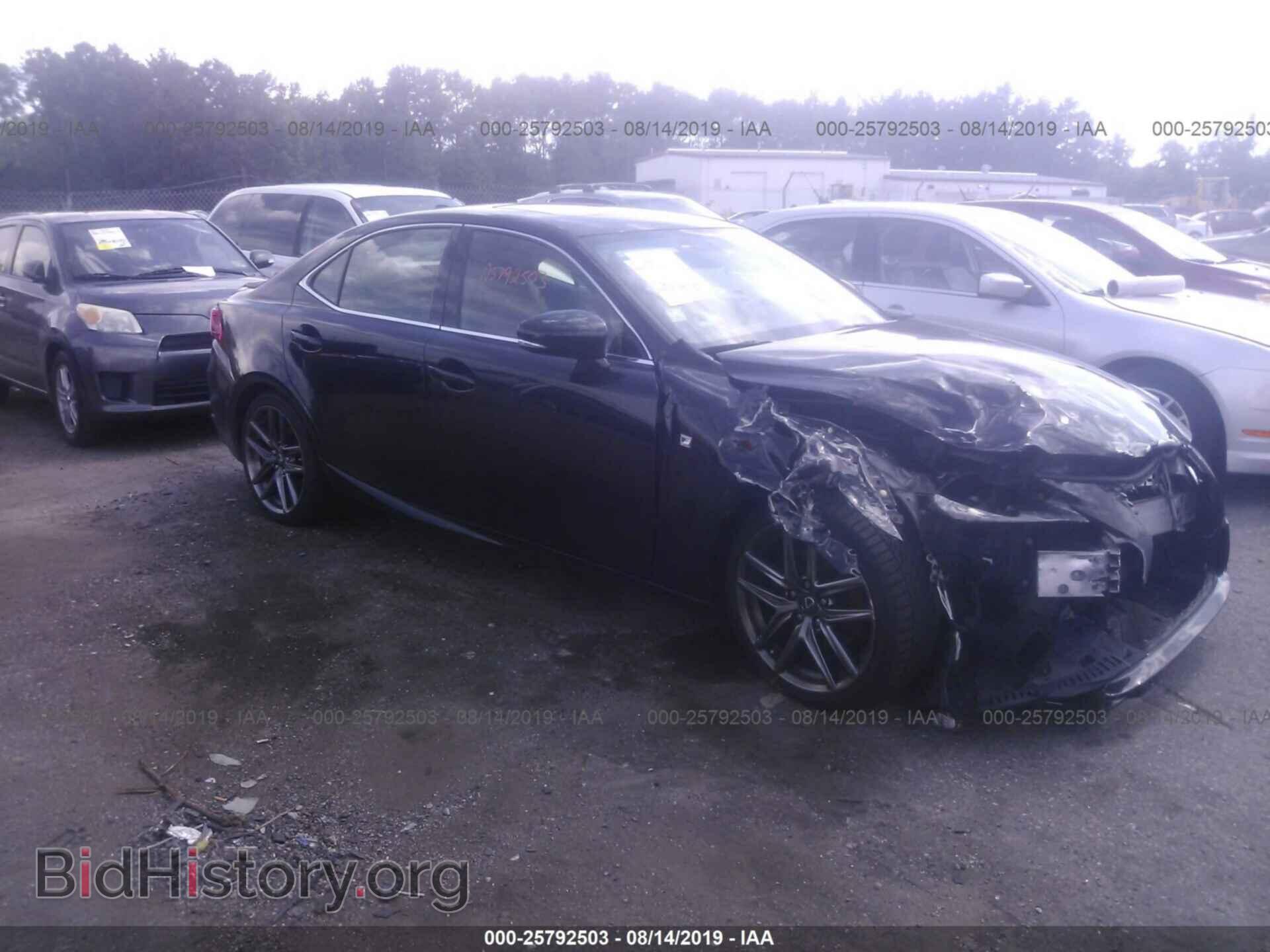 Фотография JTHBF1D25F5069074 - LEXUS IS 2015