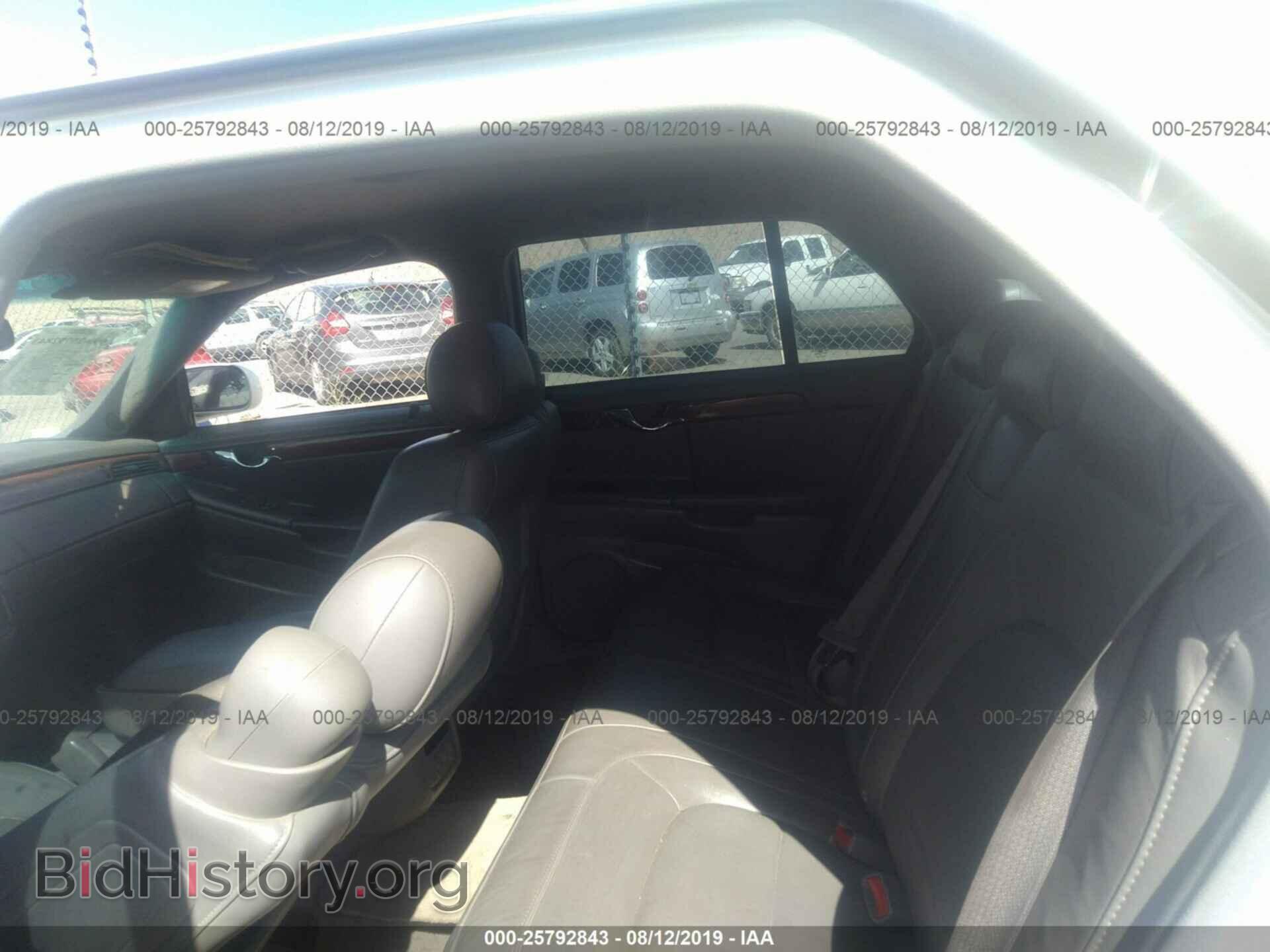 2004 CADILLAC DEVILLE - VIN: 1G6KD54Y44U198254 - Photo 8