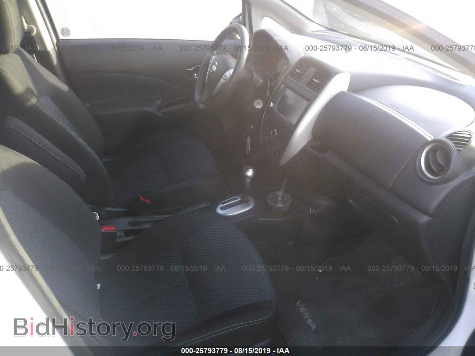 2019 NISSAN VERSA NOTE - VIN: 3N1CE2CP3KL357104 - Photo 5