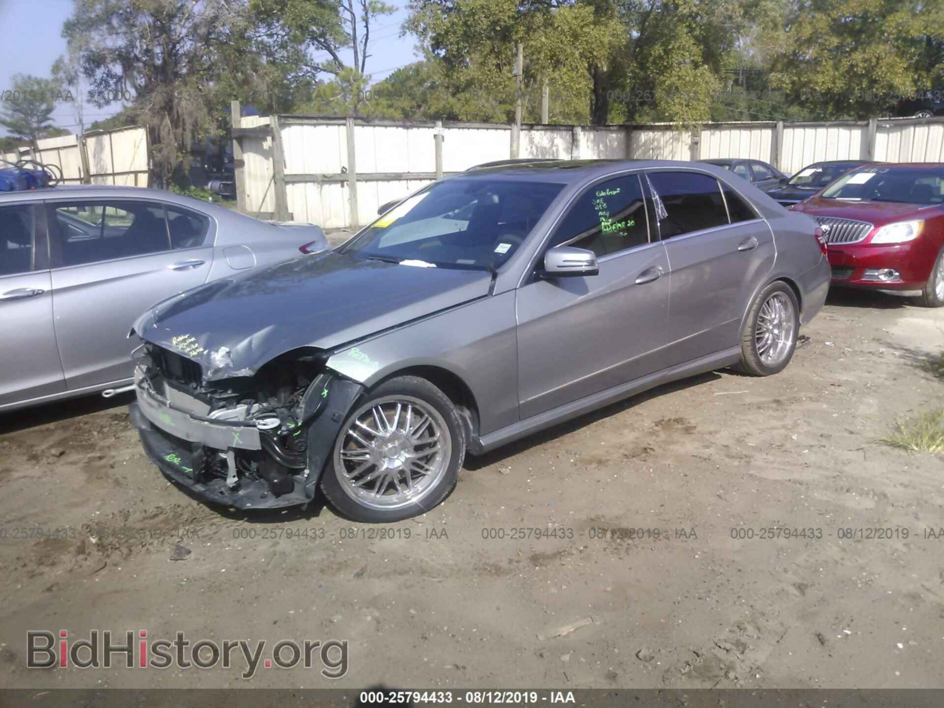 2011 MERCEDES-BENZ E - VIN: WDDHF5GB2BA398403 - Фото 2