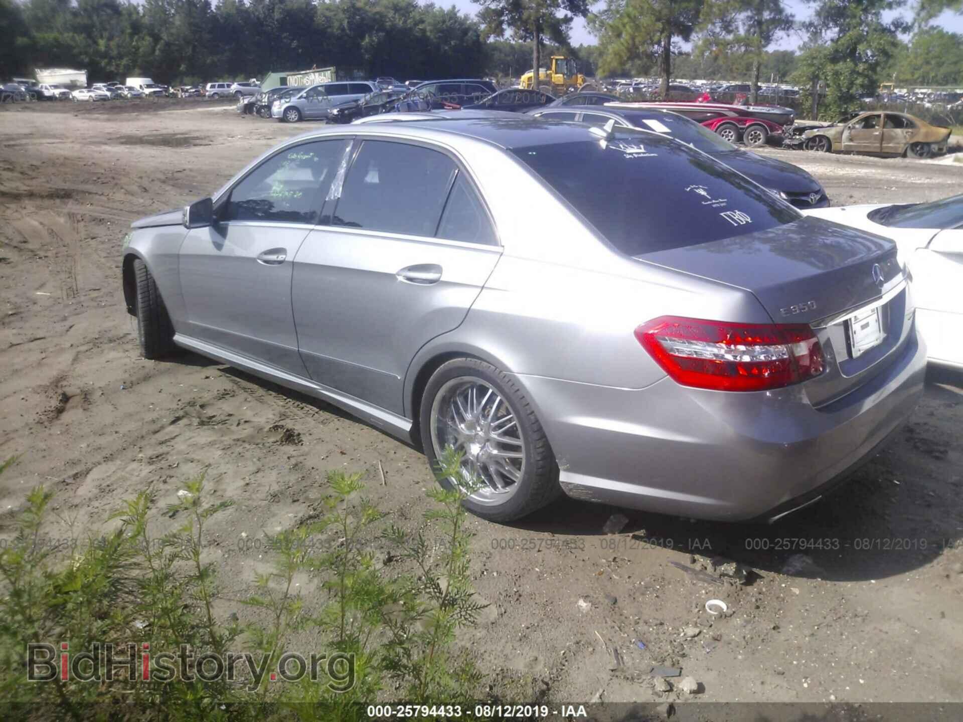2011 MERCEDES-BENZ E - VIN: WDDHF5GB2BA398403 - Фото 3