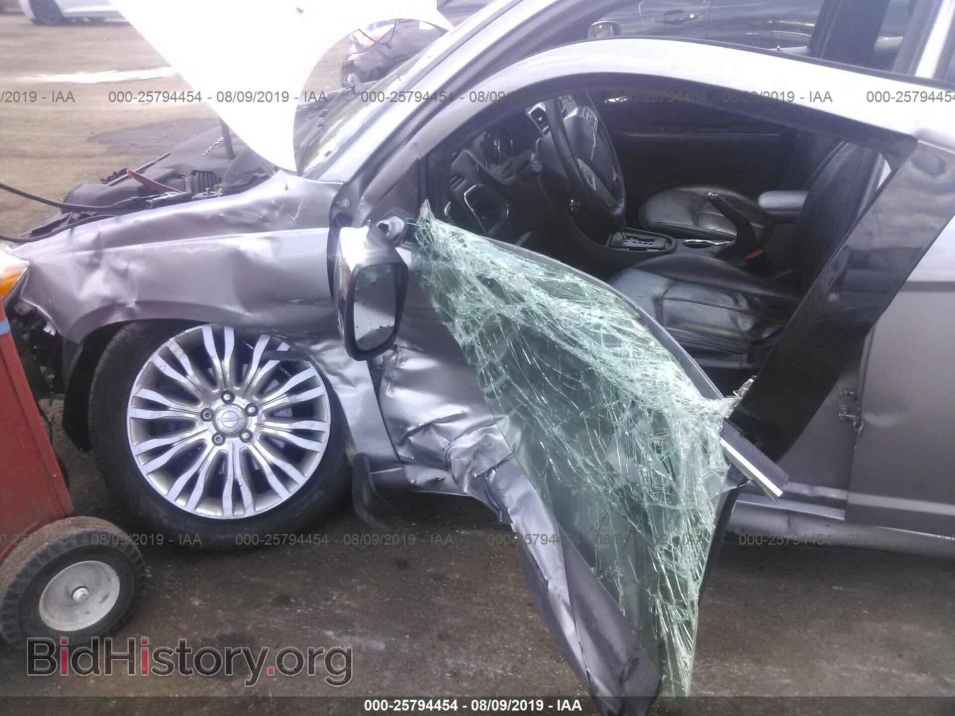 2013 CHRYSLER 200 - VIN: 1C3CCBCG0DN726852 - Photo 6