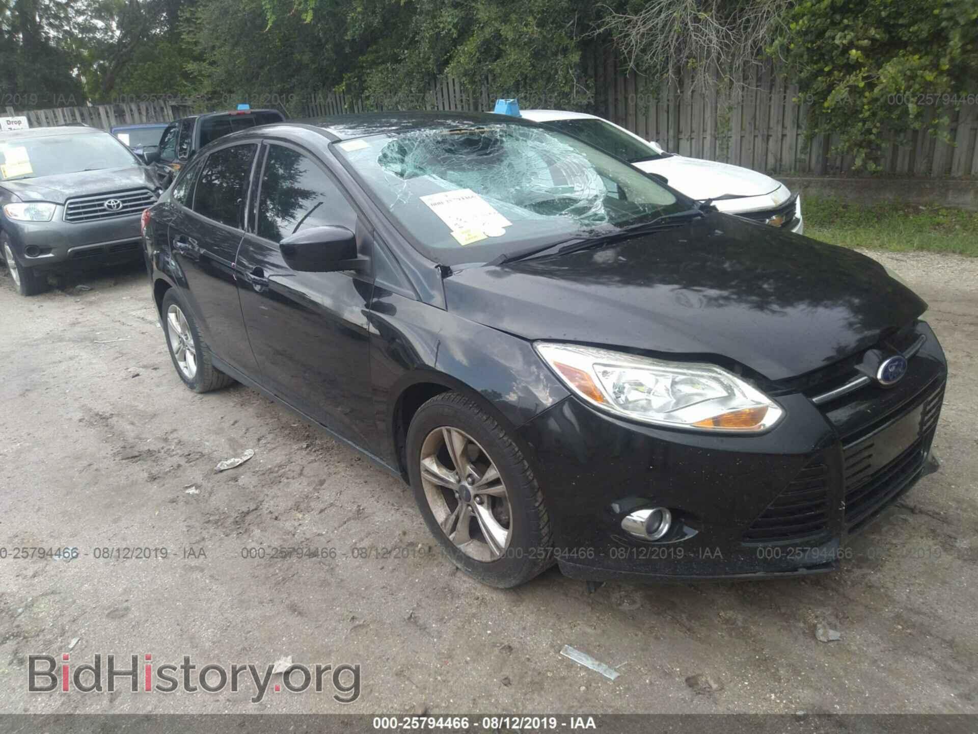 Photo 1FAHP3F22CL381125 - FORD FOCUS 2012
