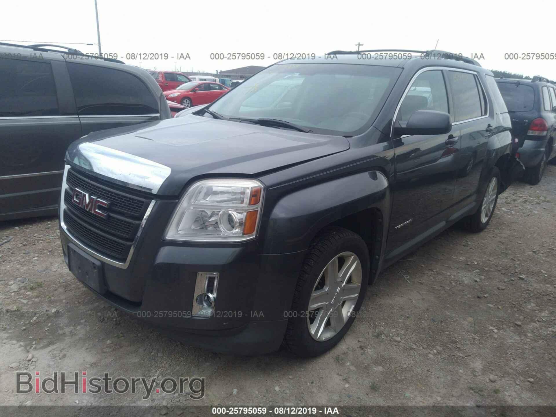 2010 GMC TERRAIN - VIN: 2CTFLEEY0A6342400 - Photo 2