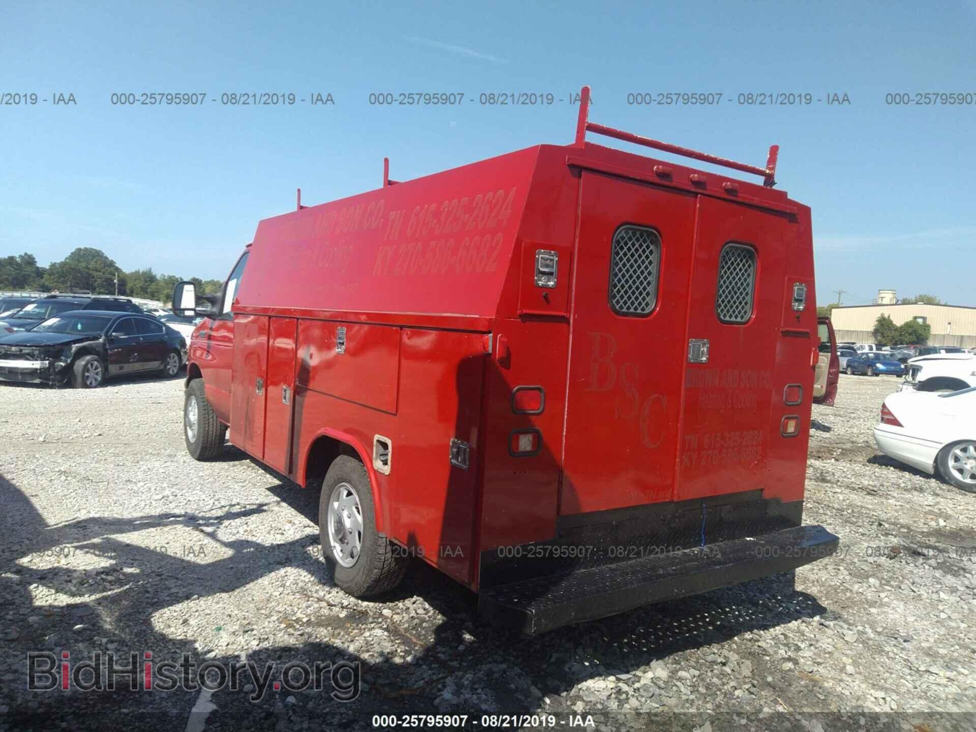 2007 FORD ECONOLINE - VIN: 1FDSE35L67DA95452 - Фото 3