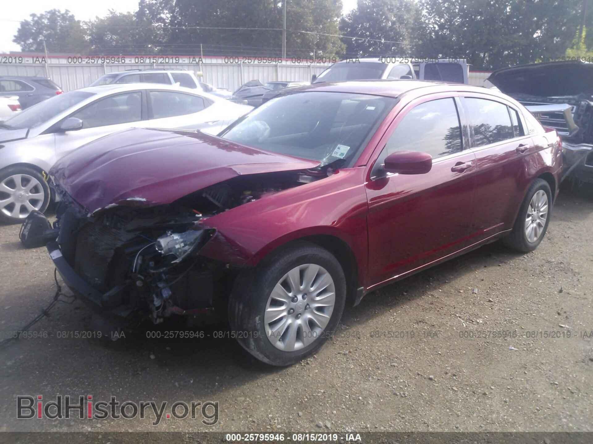 2014 CHRYSLER 200 - VIN: 1C3CCBAB1EN143084 - Фото 2