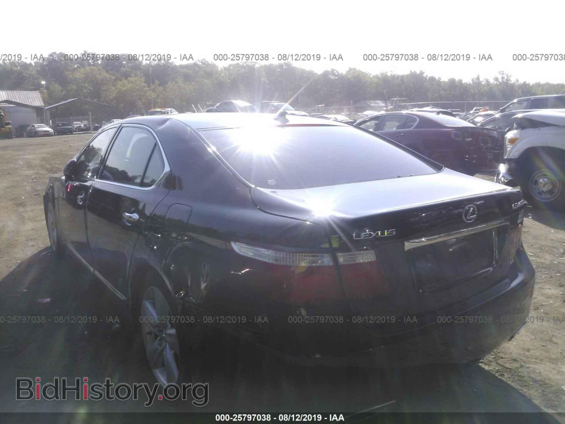 2009 LEXUS LS - VIN: JTHDL46F495000481 - Фото 3