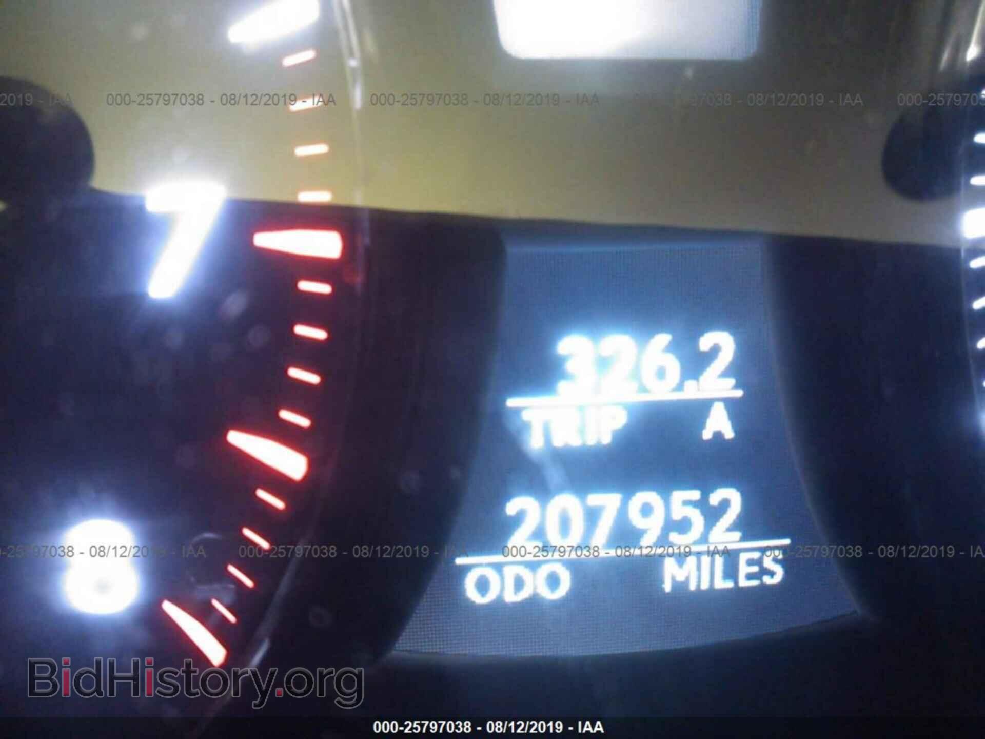 2009 LEXUS LS - VIN: JTHDL46F495000481 - Фото 7