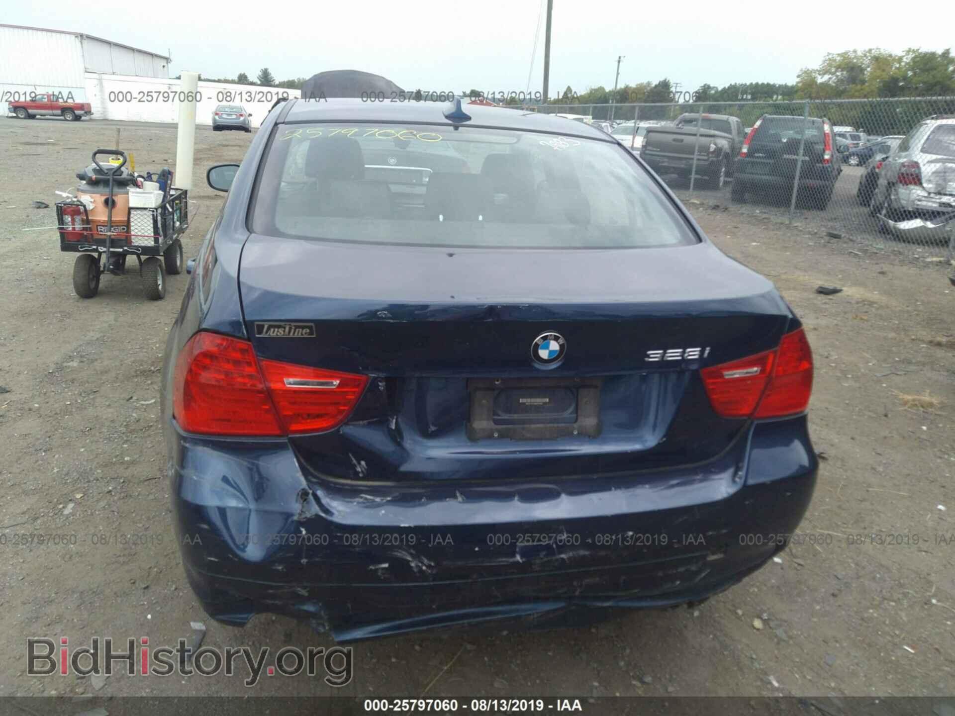 2011 BMW 328 - VIN: WBAPH7C58BE852882 - Фото 6