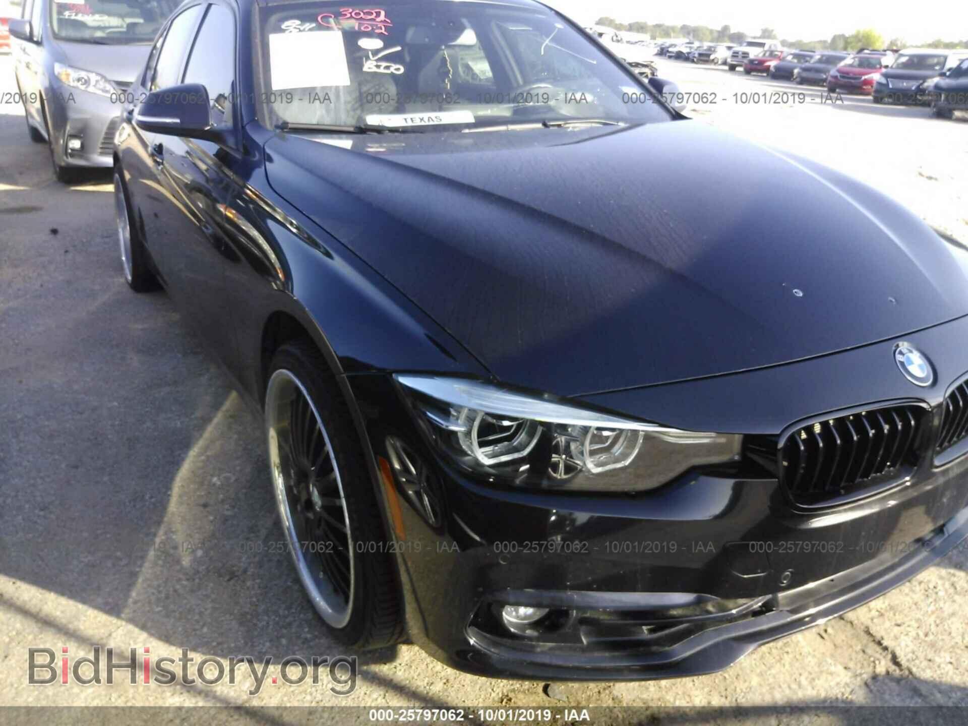 Photo WBA8B9G58JNU58129 - BMW 330 2018