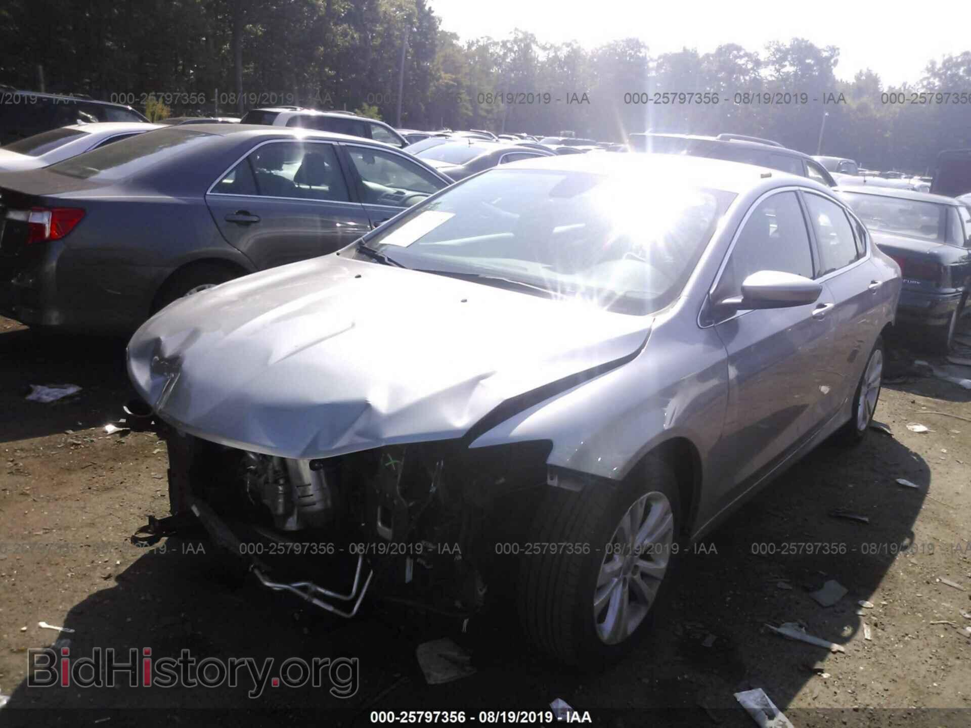 2016 CHRYSLER 200 - VIN: 1C3CCCABXGN154433 - Photo 2
