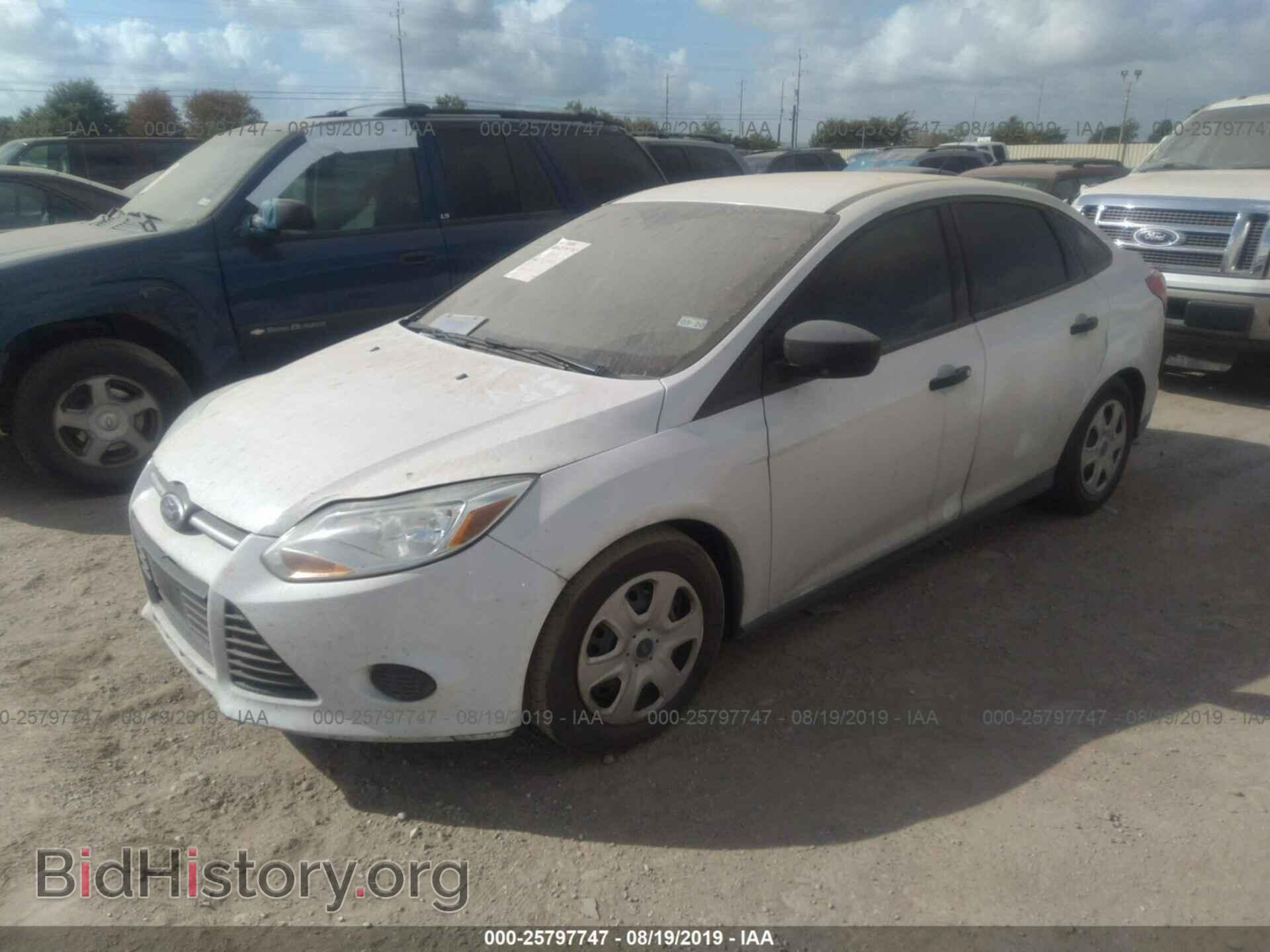 2014 FORD FOCUS - VIN: 1FADP3E23EL108925 - Photo 2