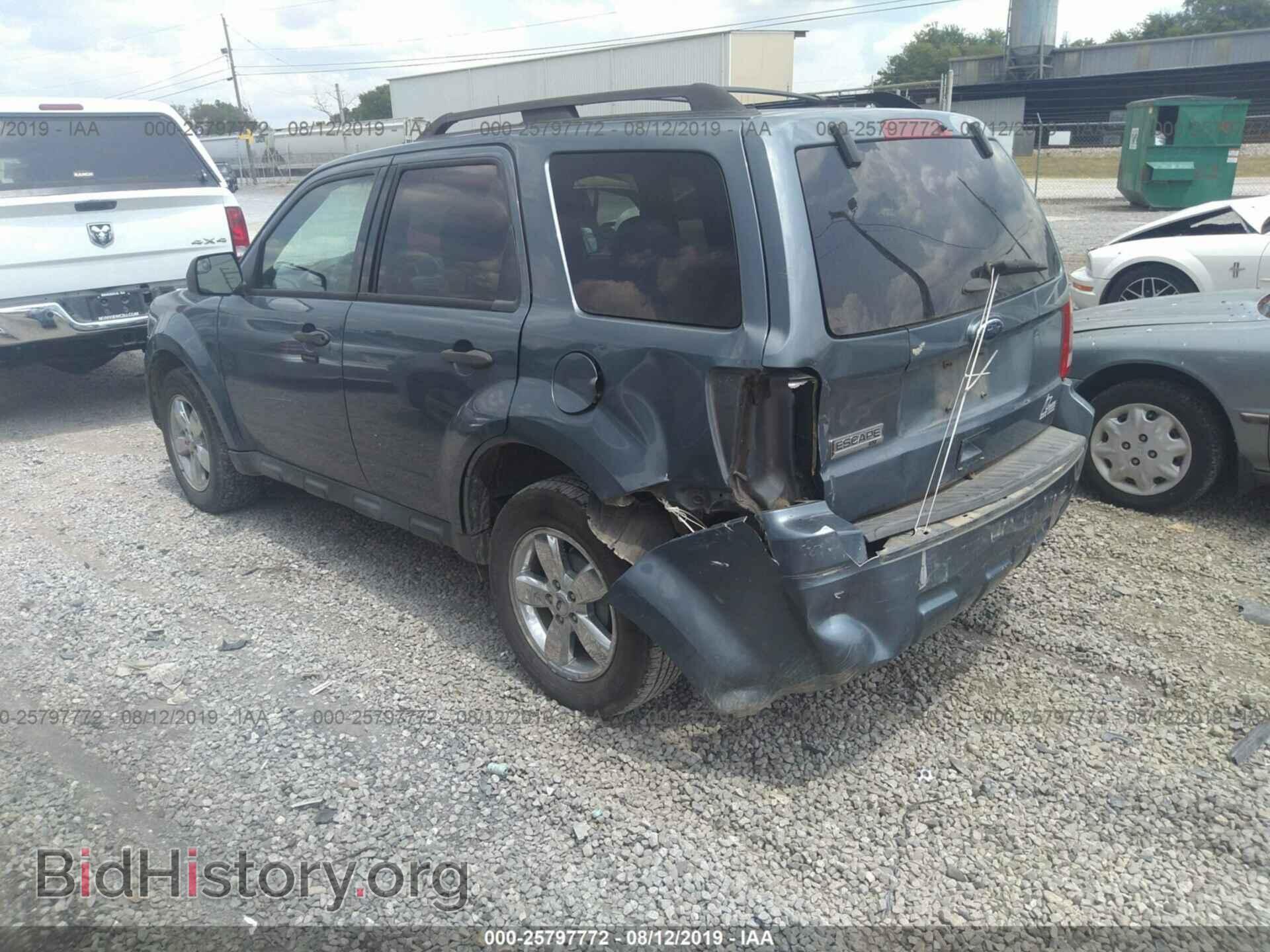 2011 FORD ESCAPE - VIN: 1FMCU9D77BKA97357 - Фото 3
