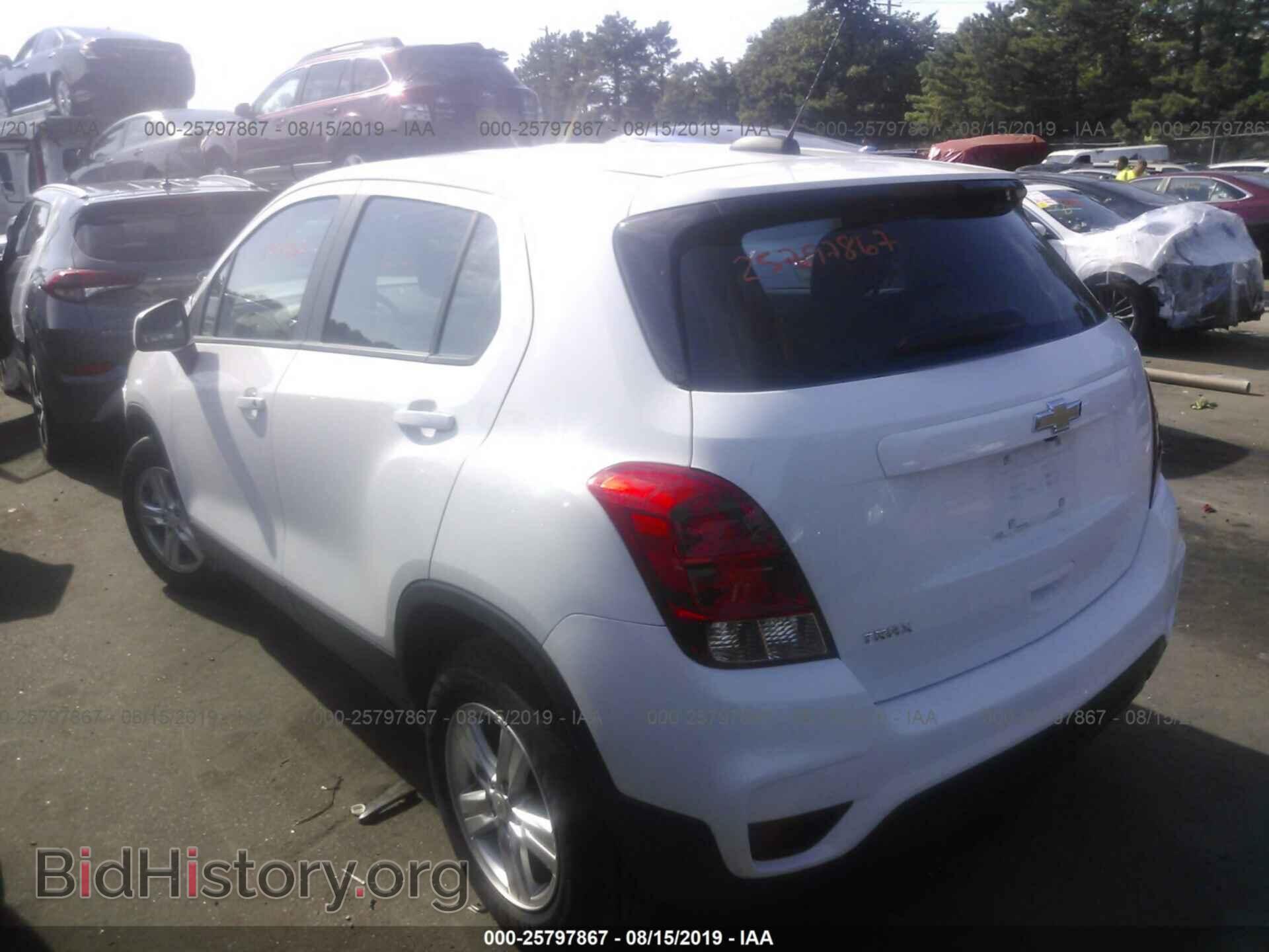 2019 CHEVROLET TRAX - VIN: 3GNCJKSB0KL229019 - Фото 3