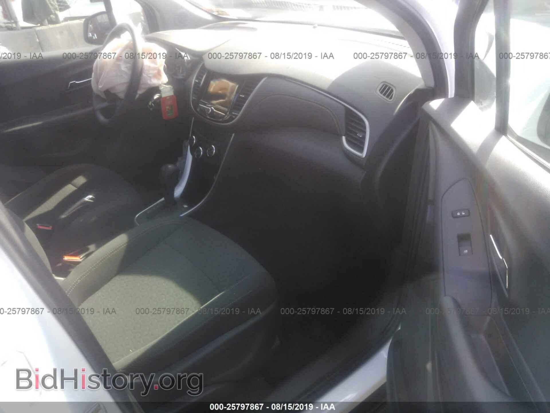 2019 CHEVROLET TRAX - VIN: 3GNCJKSB0KL229019 - Фото 5