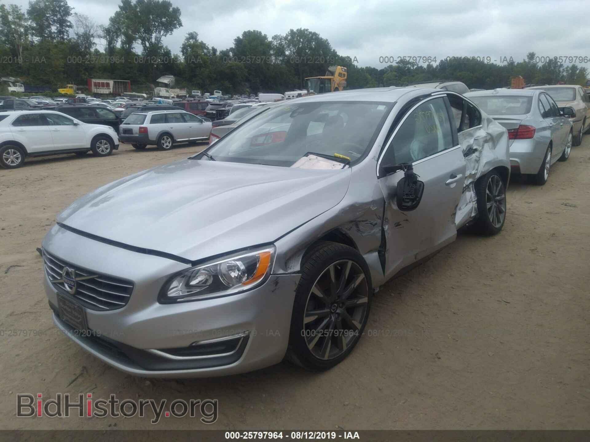 2015 VOLVO S60 - VIN: YV140MFK2F2335852 - Фото 2