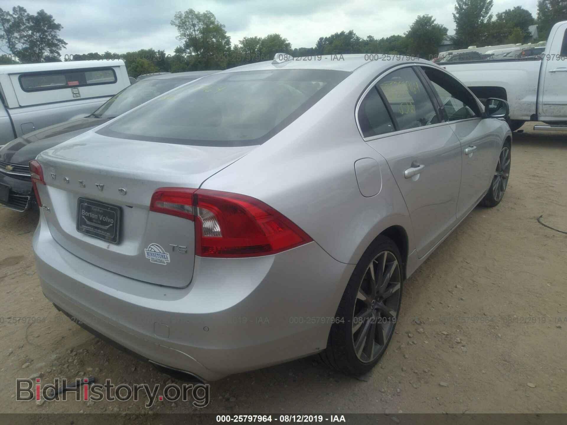 2015 VOLVO S60 - VIN: YV140MFK2F2335852 - Фото 4