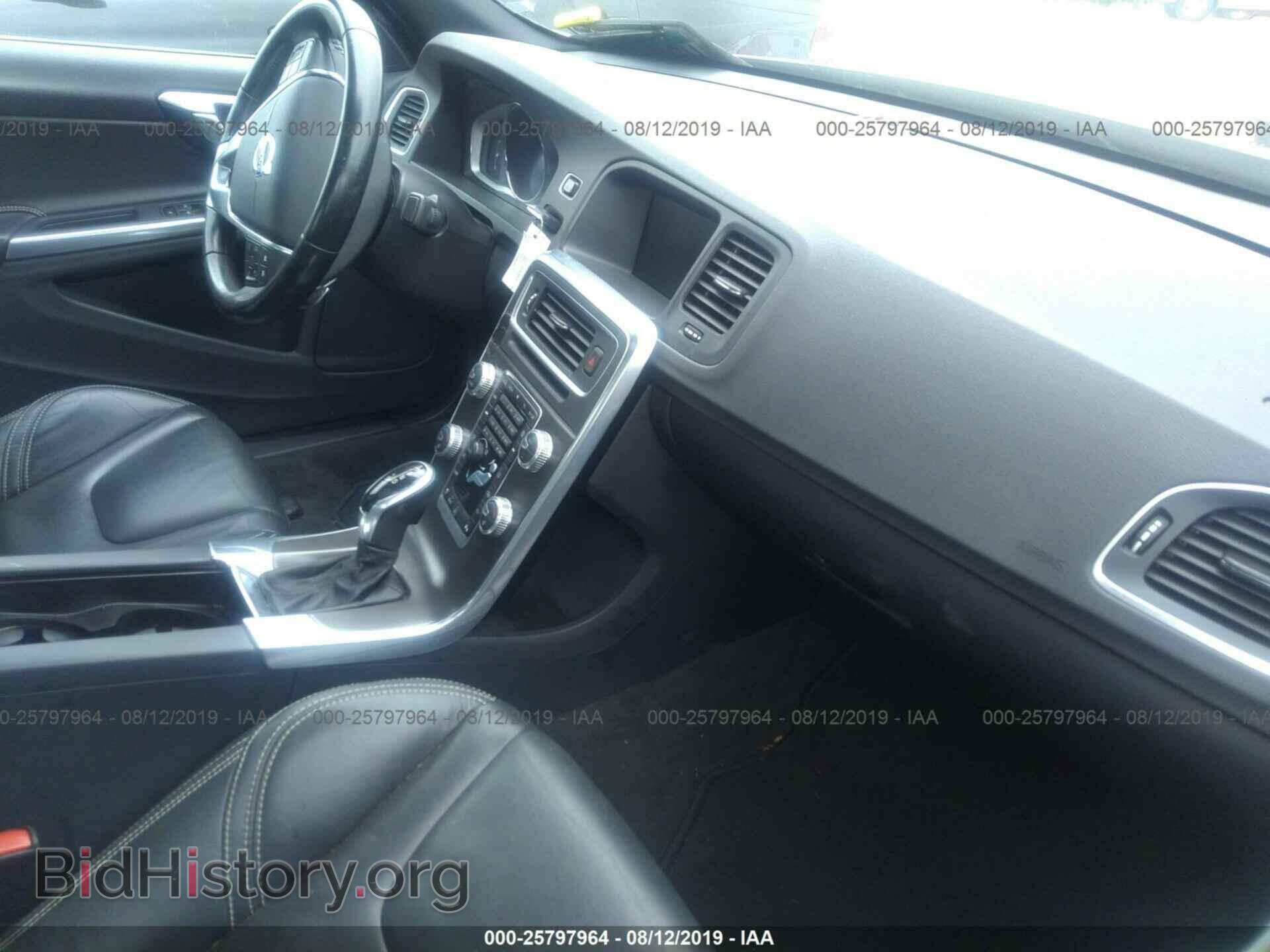 2015 VOLVO S60 - VIN: YV140MFK2F2335852 - Фото 5