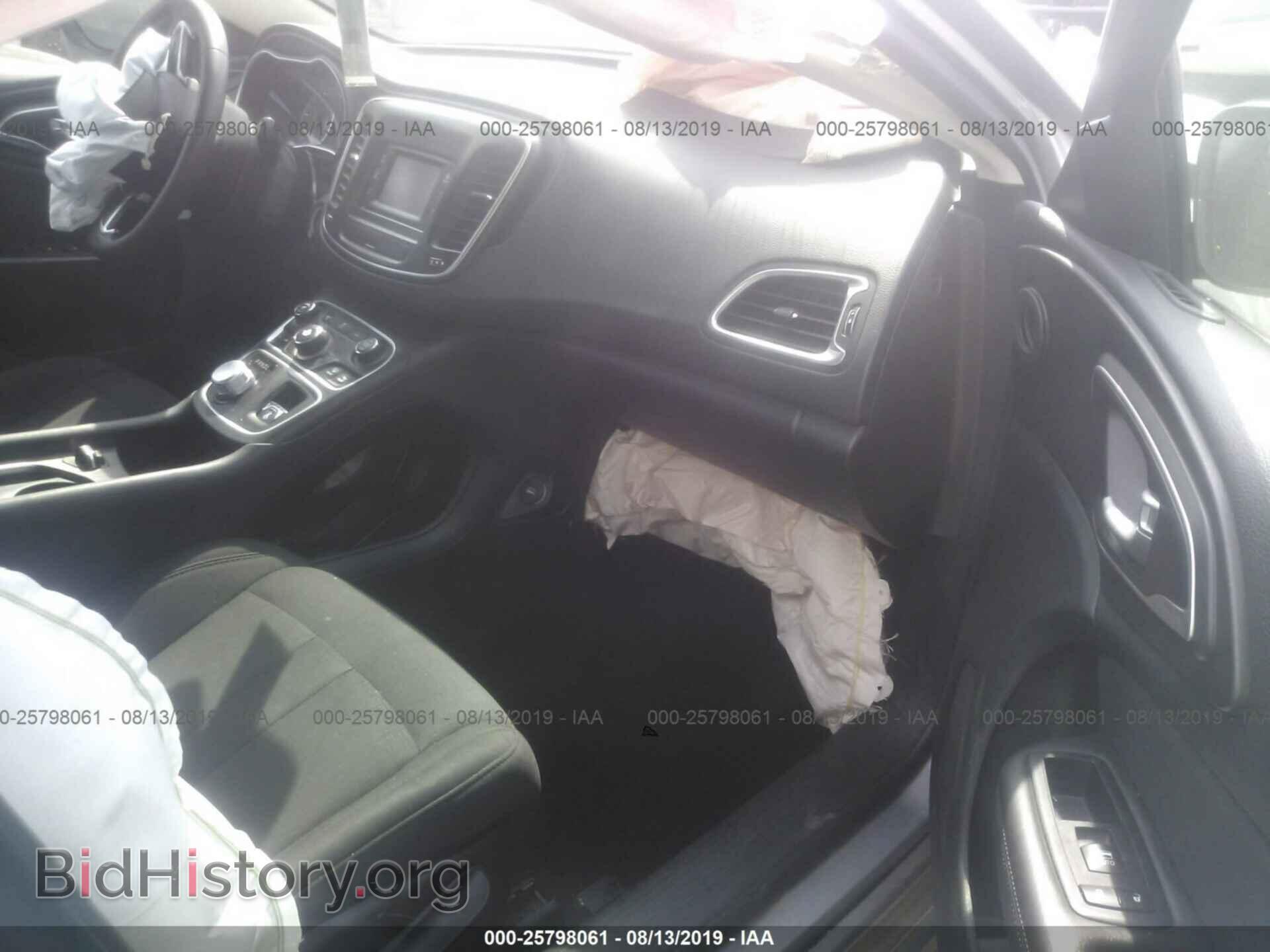2016 CHRYSLER 200 - VIN: 1C3CCCAB6GN148726 - Фото 5