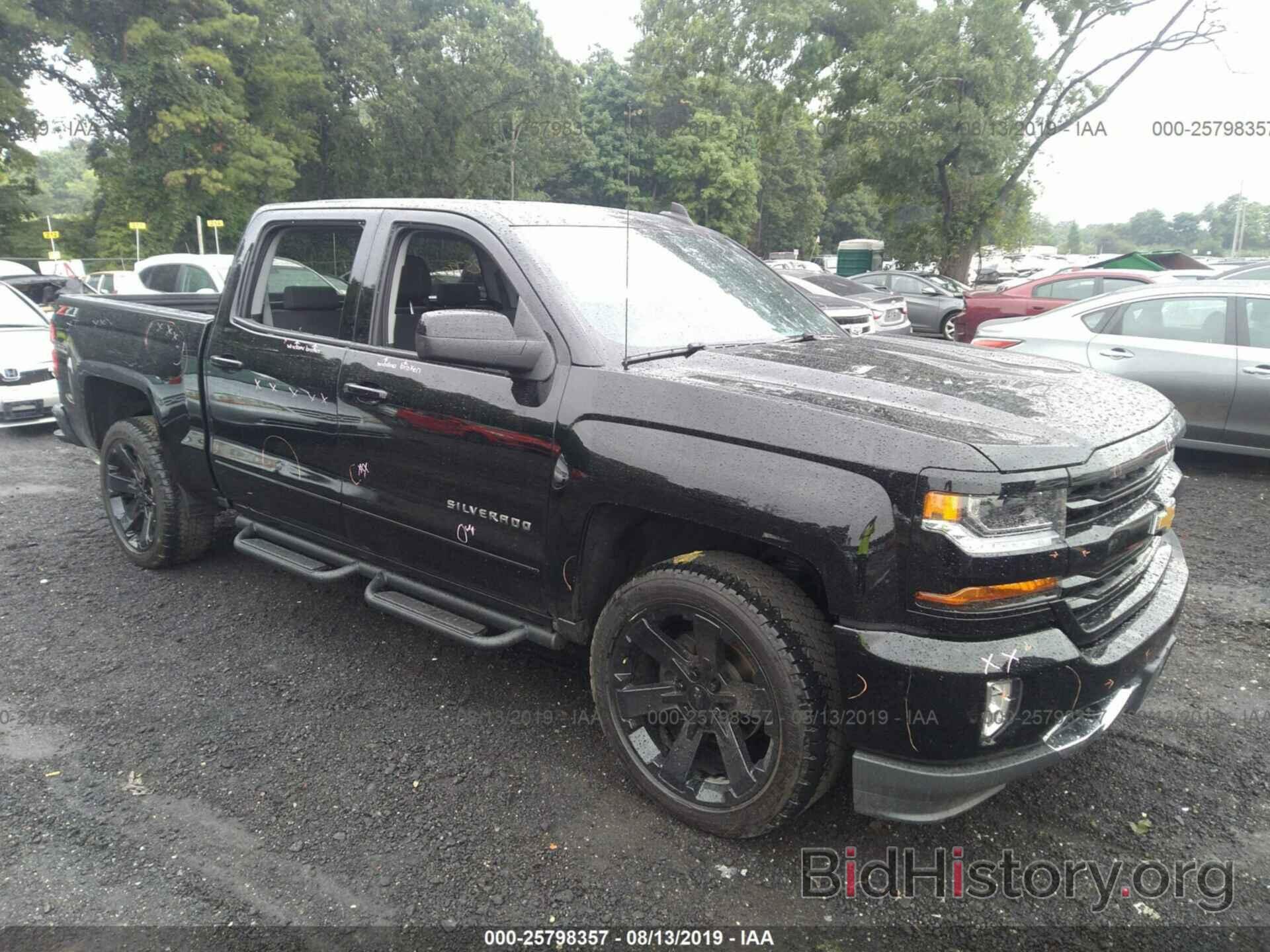 Photo 3GCUKREC8JG393150 - CHEVROLET SILVERADO 2018