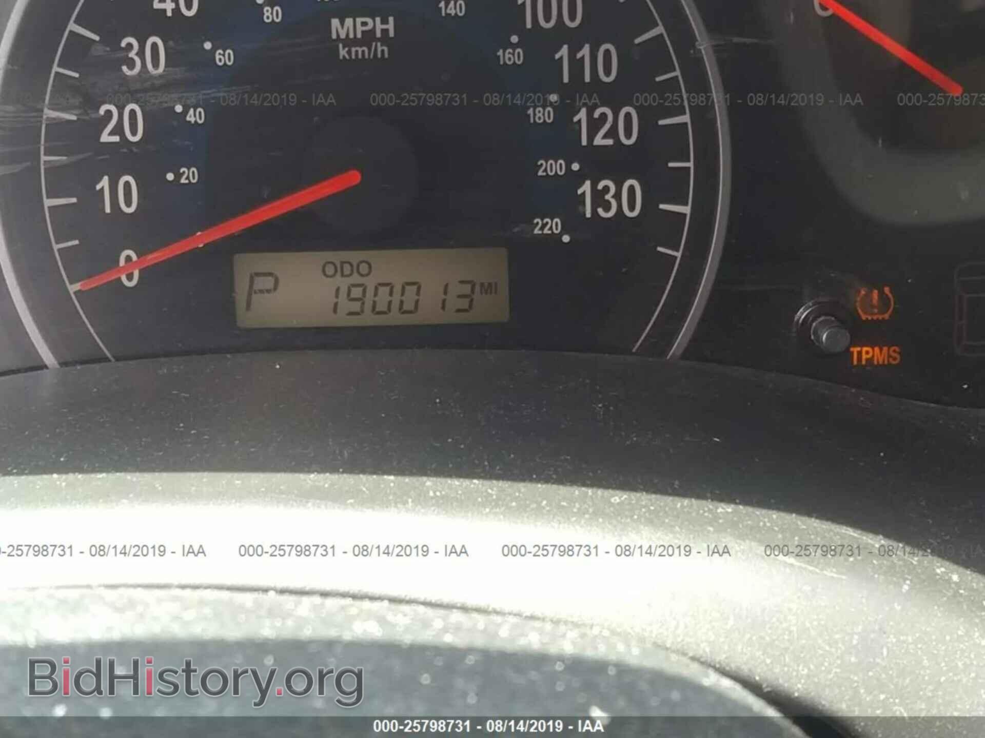 2007 HYUNDAI ENTOURAGE - VIN: KNDMC233376013245 - Фото 7