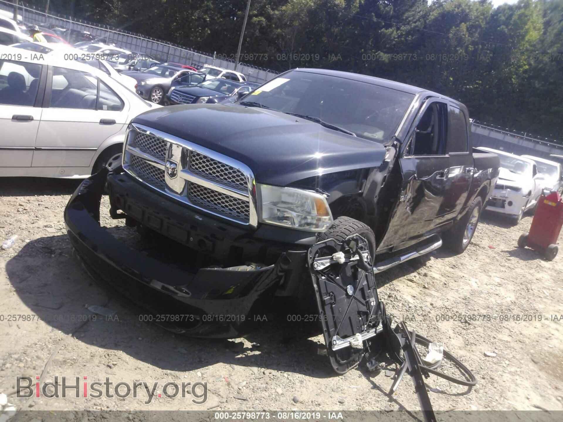 2010 DODGE RAM 1500 - VIN: 1D7RB1CT4AS121459 - Фото 2