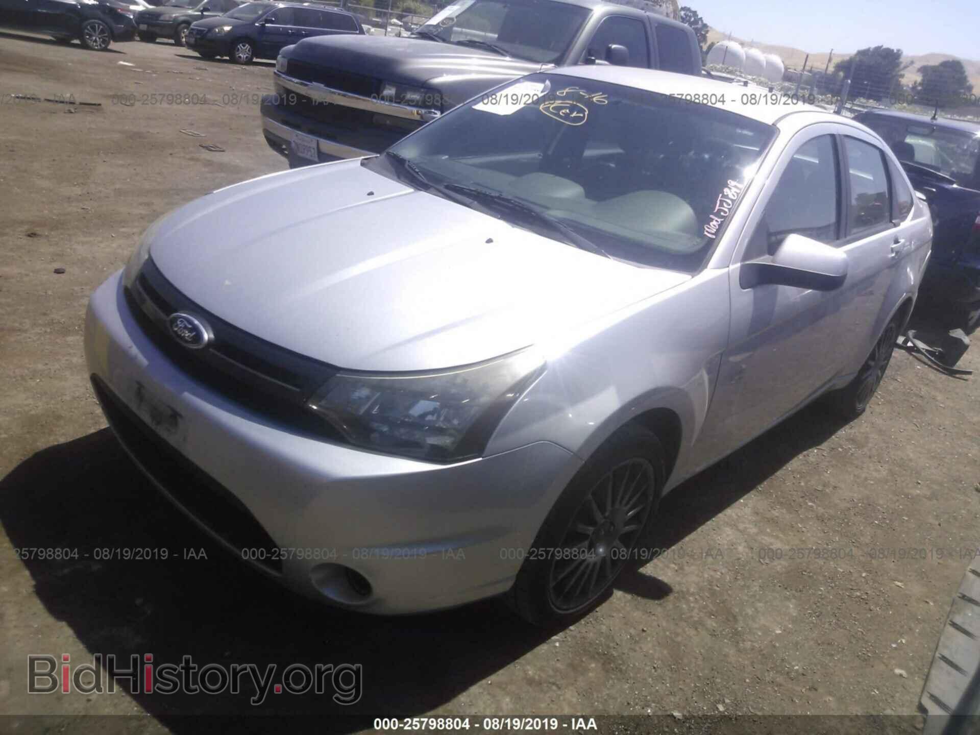 2011 FORD FOCUS - VIN: 1FAHP3GN9BW190548 - Фото 2