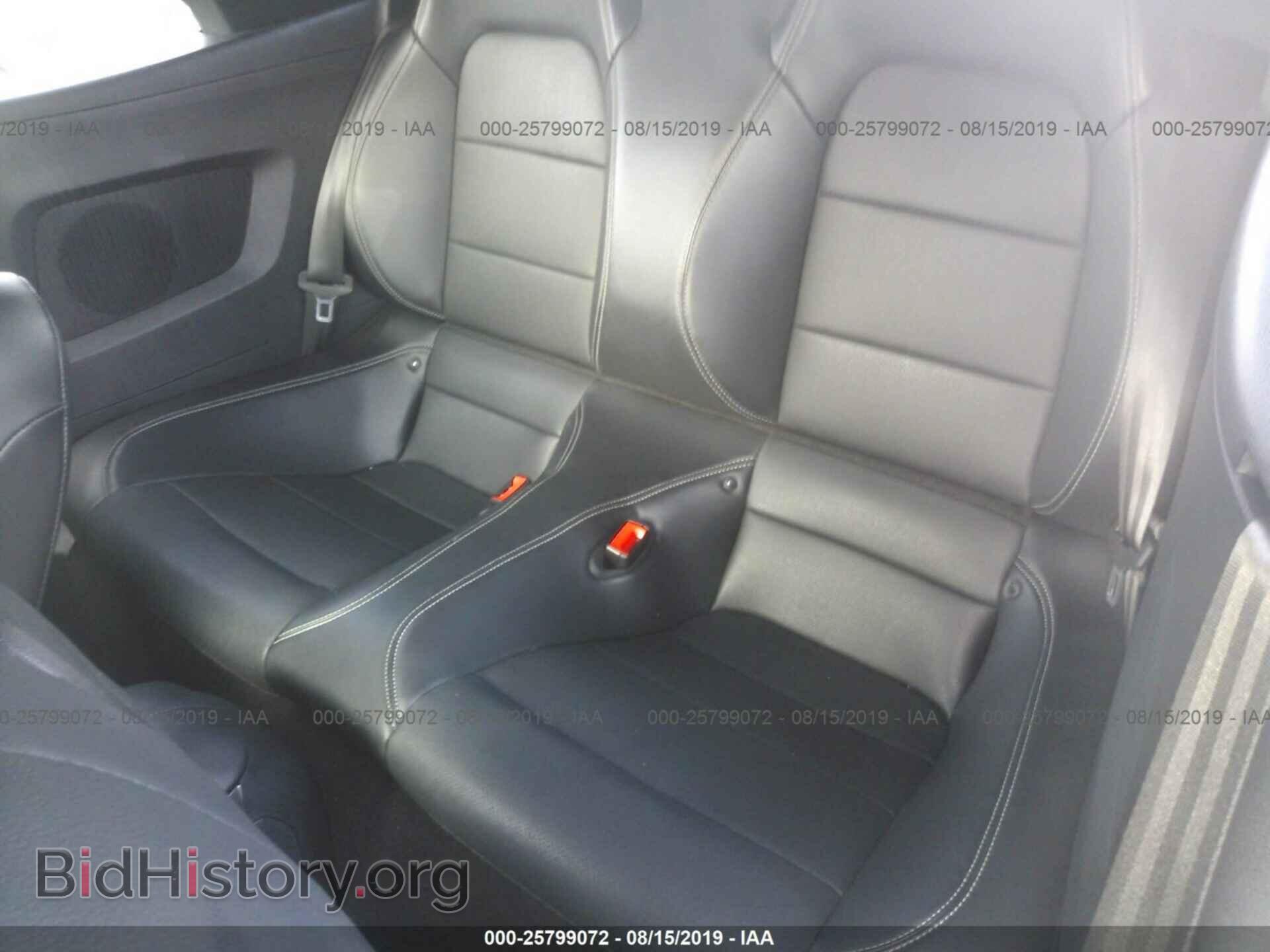 2019 FORD MUSTANG - VIN: 1FATP8UH3K5150445 - Фото 8