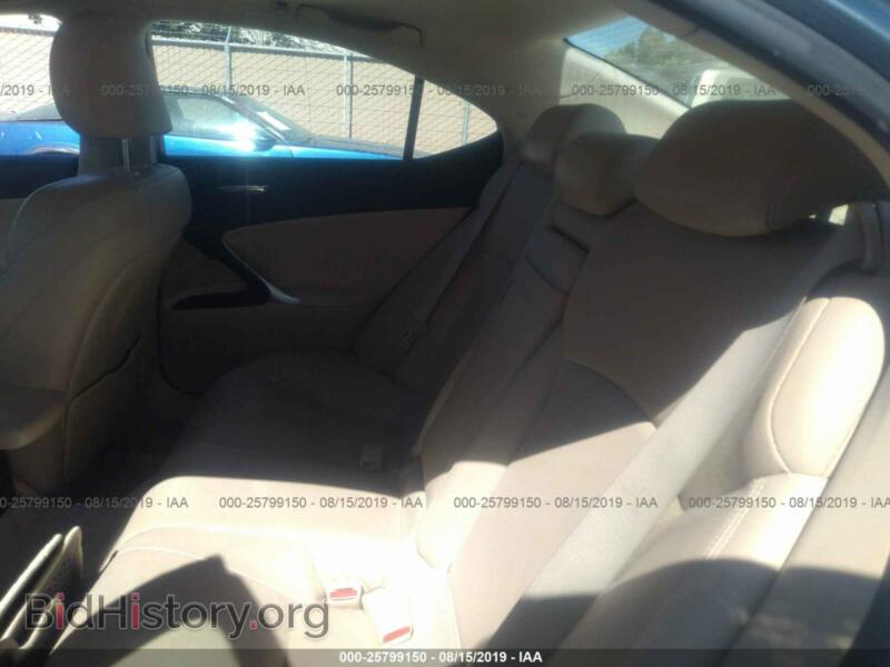 2007 Lexus IS (VIN JTHBK262872052271) — фото 8 из 10