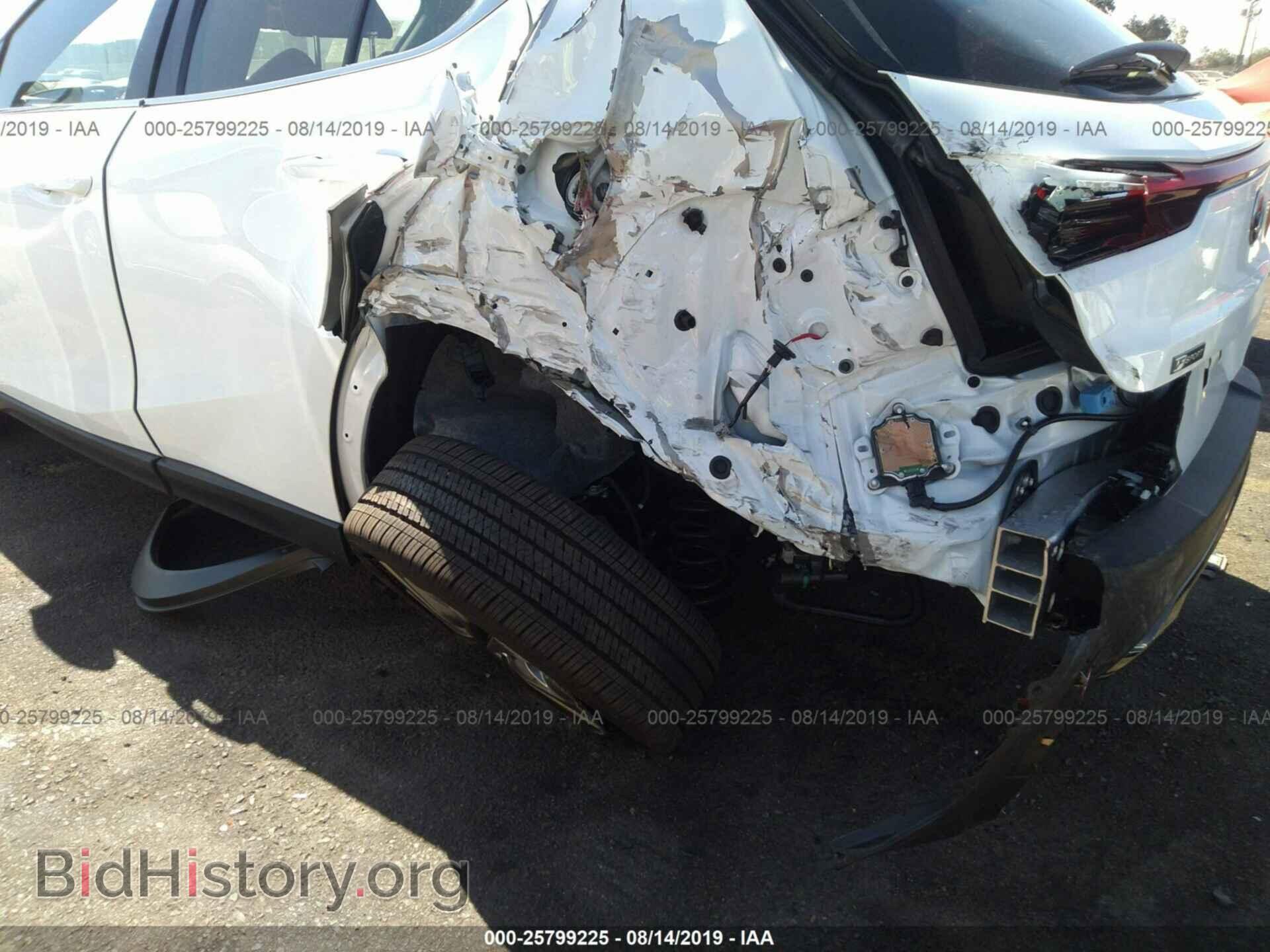 2019 LEXUS UX - VIN: JTHY3JBH1K2002395 - Photo 6